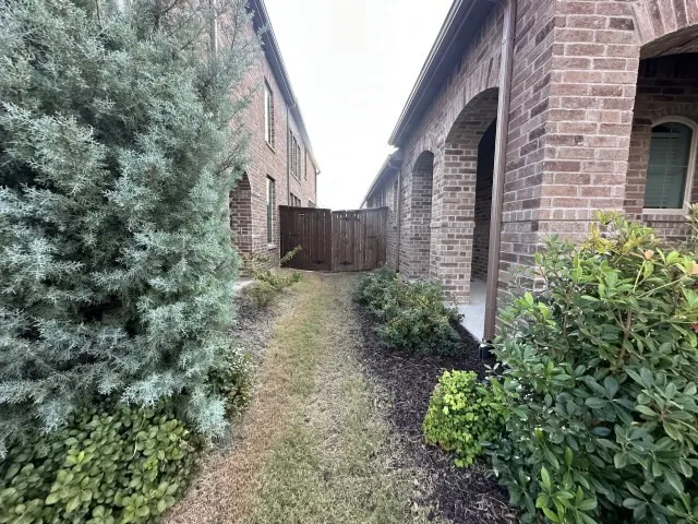 Single Family Residence For Sale in Kaufman County , 3942 Rochelle Lane, Heartland, Texas 75126, 4 Bedroom, 4 Bathroom, 2 Garage spaces, 2,348 Sqft, built in 2021, Preowned, mls#21146966, Real Estate Agent in Heartland, Homes For Sale in Kaufman county, Homes For Sale in Heartland, Realtor in Heartland Texas, Real Estate Brokerage Independent Realty Texas, Luminita Cordes Realtor