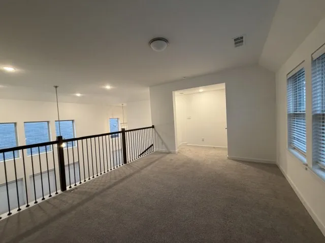 Single Family Residence For Sale in Kaufman County , 3942 Rochelle Lane, Heartland, Texas 75126, 4 Bedroom, 4 Bathroom, 2 Garage spaces, 2,348 Sqft, built in 2021, Preowned, mls#21146966, Real Estate Agent in Heartland, Homes For Sale in Kaufman county, Homes For Sale in Heartland, Realtor in Heartland Texas, Real Estate Brokerage Independent Realty Texas, Luminita Cordes Realtor