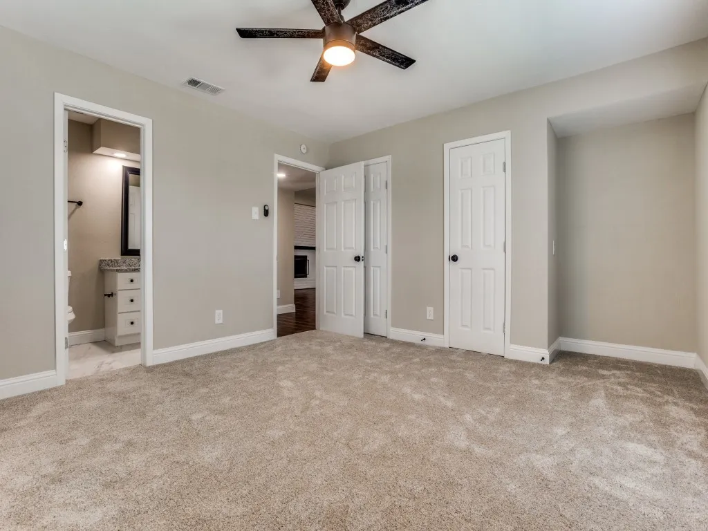 Single Family Residence For Sale in Dallas County , 2226 Meadowview Drive, Garland, Texas 75043, 3 Bedrooms, 3 Bathrooms, 2 Garage spaces, 2,805 Sqft, built in 1978, Price $449,900, mls#21147126, Real Estate Agent in Garland, Homes For Sale in Dallas county, Homes For Sale in Garland, Realtor in Garland Texas, Real Estate Brokerage Independent Realty Texas, Luminita Cordes Realtor
