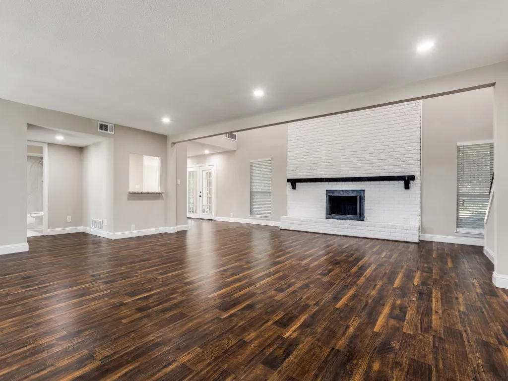 Single Family Residence For Sale in Dallas County , 2226 Meadowview Drive, Garland, Texas 75043, 3 Bedrooms, 3 Bathrooms, 2 Garage spaces, 2,805 Sqft, built in 1978, Price $449,900, mls#21147126, Real Estate Agent in Garland, Homes For Sale in Dallas county, Homes For Sale in Garland, Realtor in Garland Texas, Real Estate Brokerage Independent Realty Texas, Luminita Cordes Realtor