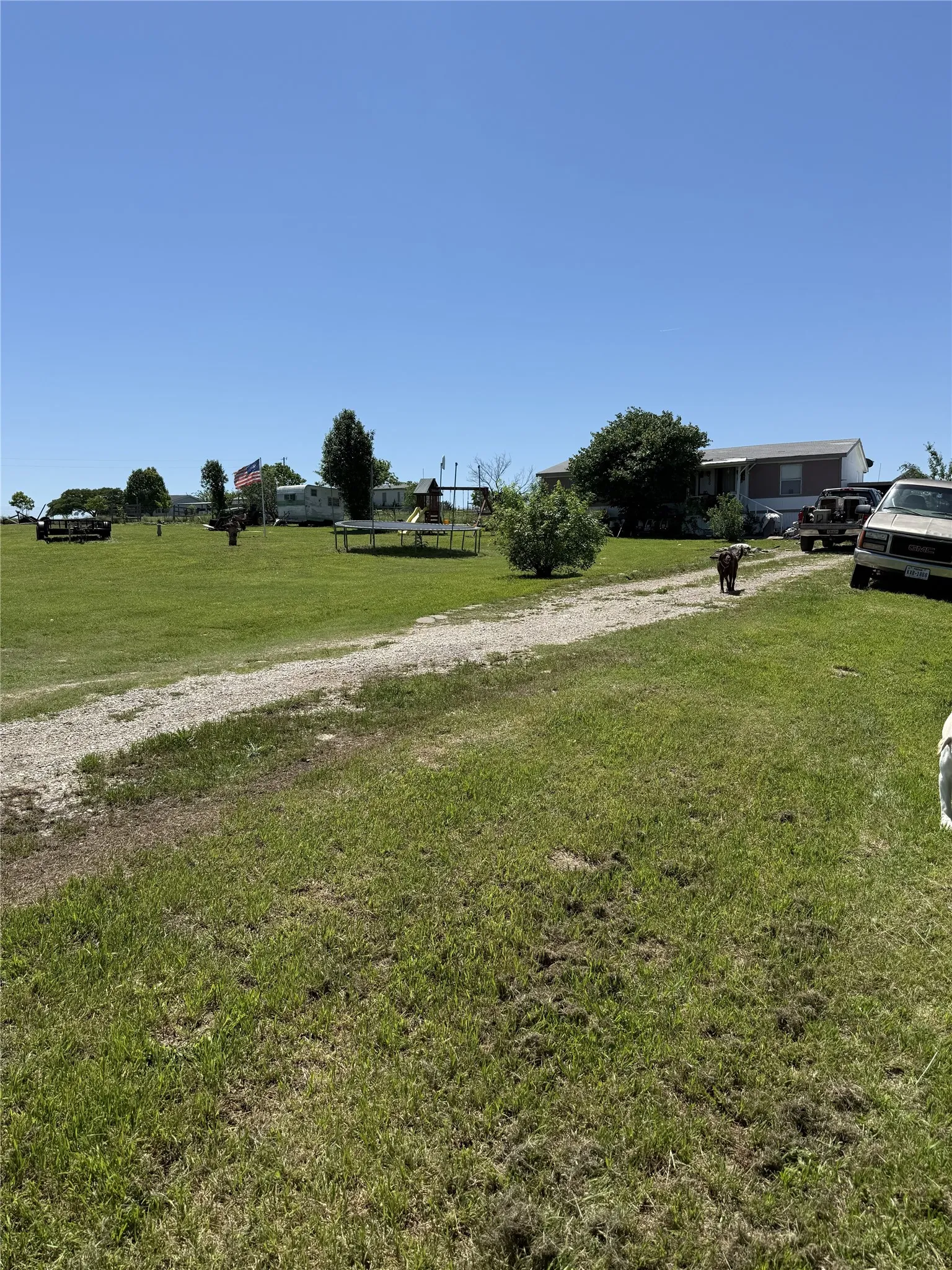 Single Family Residence For Sale in Wise County , 235 Hilltop Trail, New Fairview, Texas 76078, 3 Bedrooms, 2 Bathrooms, Garage spaces, 1,344 Sqft, built in 1994, Price $199,000, mls#21147107, Real Estate Agent in New Fairview, Homes For Sale in Wise county, Homes For Sale in New Fairview, Realtor in New Fairview Texas, Real Estate Brokerage Independent Realty Texas, Luminita Cordes Realtor