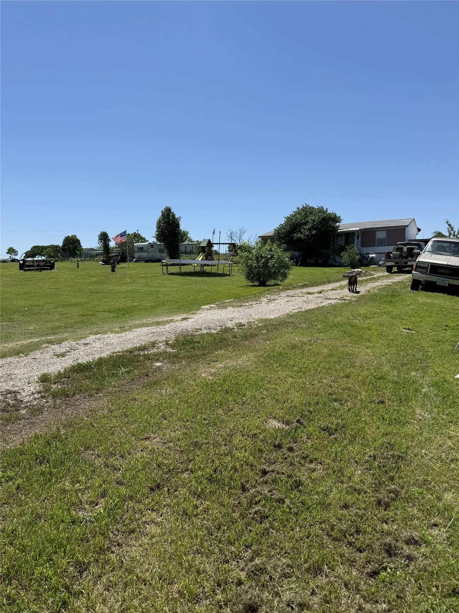 Single Family Residence For Sale in Wise County , 235 Hilltop Trail, New Fairview, Texas 76078, 3 Bedrooms, 2 Bathrooms, Garage spaces, 1,344 Sqft, built in 1994, Price $199,000, mls#21147107, Real Estate Agent in New Fairview, Homes For Sale in Wise county, Homes For Sale in New Fairview, Realtor in New Fairview Texas, Real Estate Brokerage Independent Realty Texas, Luminita Cordes Realtor