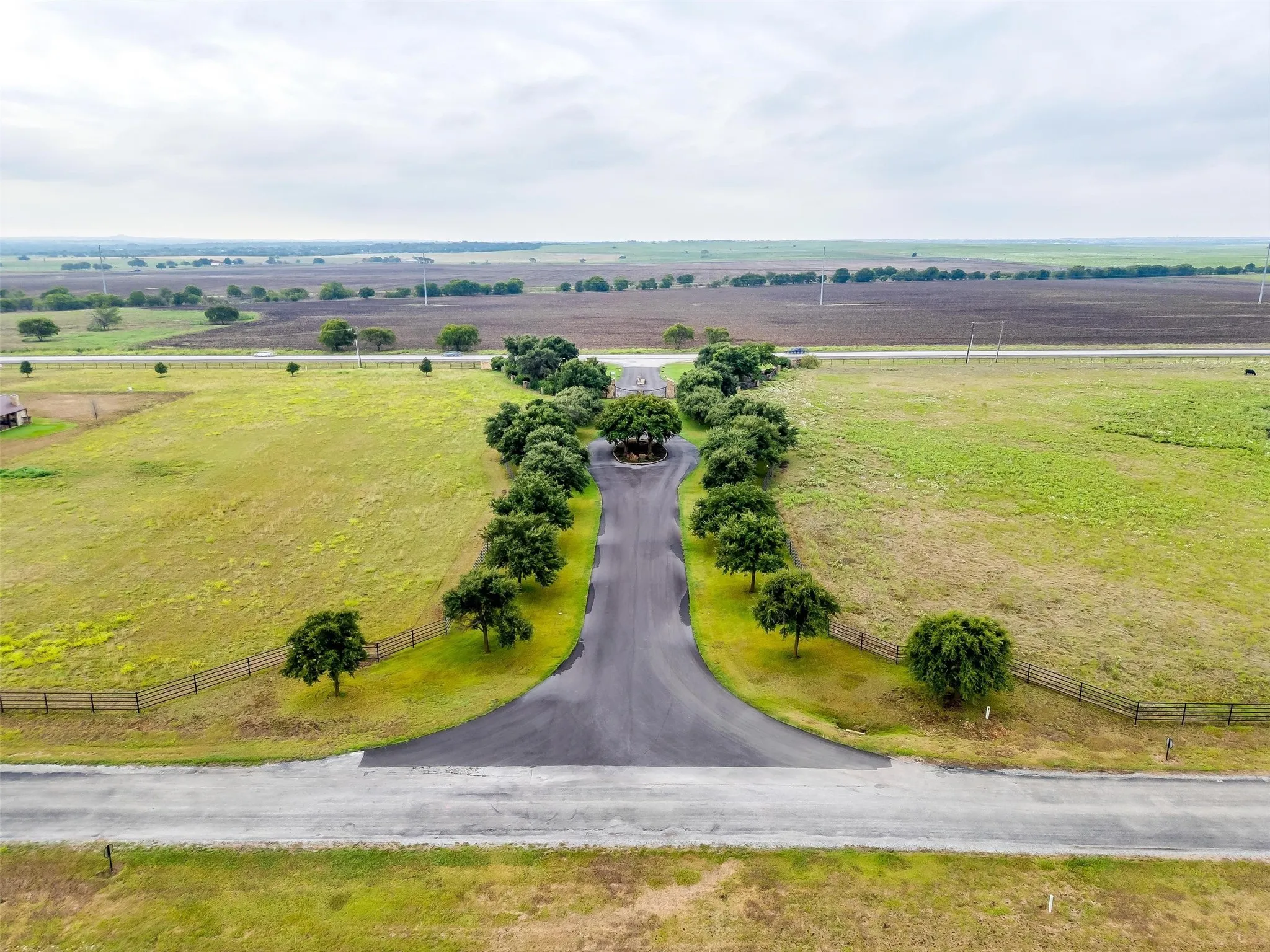 Unimproved Land For Sale in Tarrant County , 12700 W Rocky Creek Road, Crowley, Texas 76036, 0, 0, Garage spaces, 0 Sqft, built in 0, Price $825,000, mls#21146281, Real Estate Agent in Crowley, Homes For Sale in Tarrant county, Homes For Sale in Crowley, Realtor in Crowley Texas, Real Estate Brokerage Independent Realty Texas, Luminita Cordes Realtor