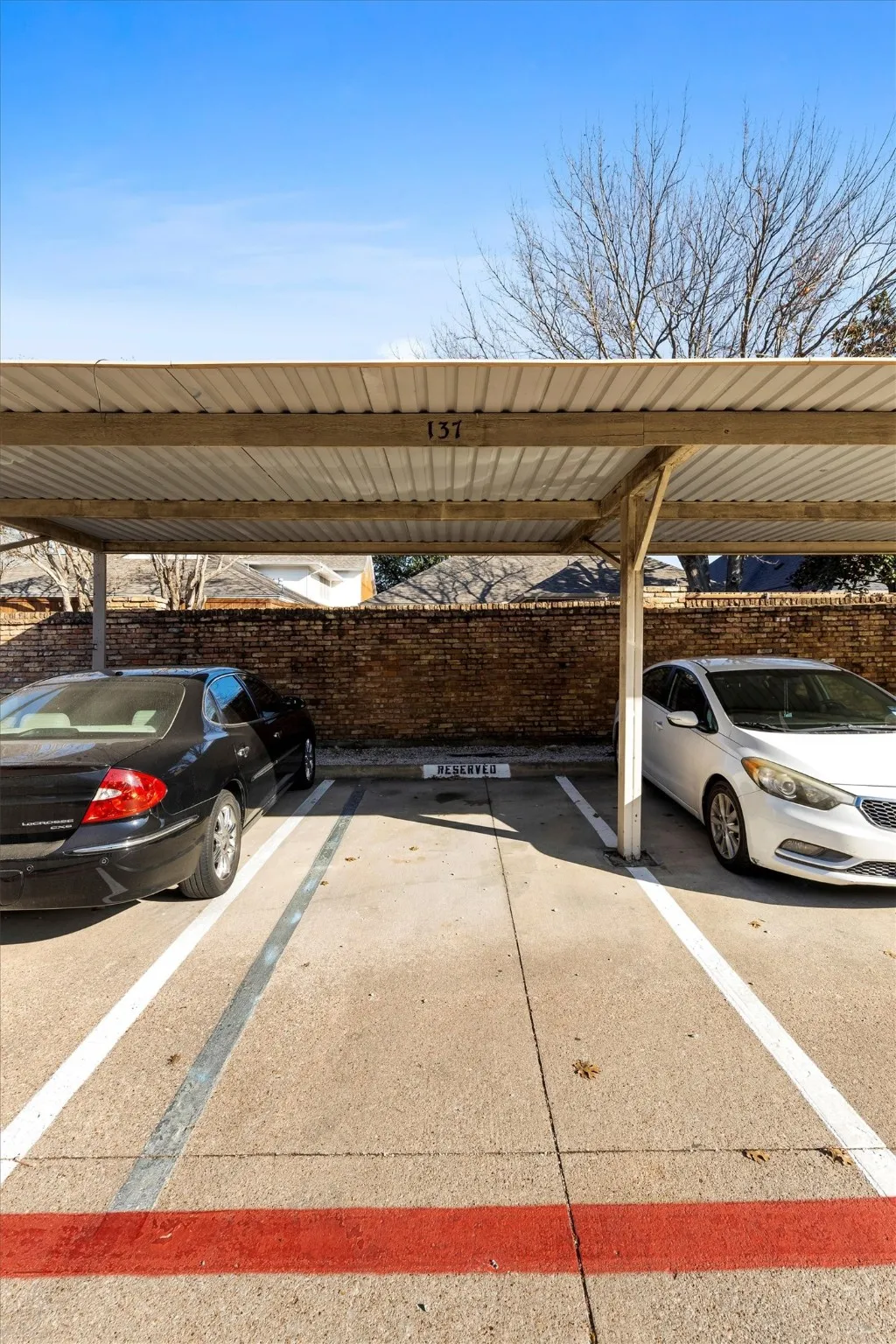 Condominium For Sale in Dallas County , 5840 Spring Valley Road 912, Dallas, Texas 75254, 2 Bedroom, 2 Bathroom, Garage spaces, 1,116 Sqft, built in 1981, mls#21146507, Real Estate Agent in Dallas, Homes For Sale in Dallas county, Homes For Sale in Dallas, Realtor in Dallas Texas, Real Estate Brokerage Independent Realty Texas, Luminita Cordes Realtor