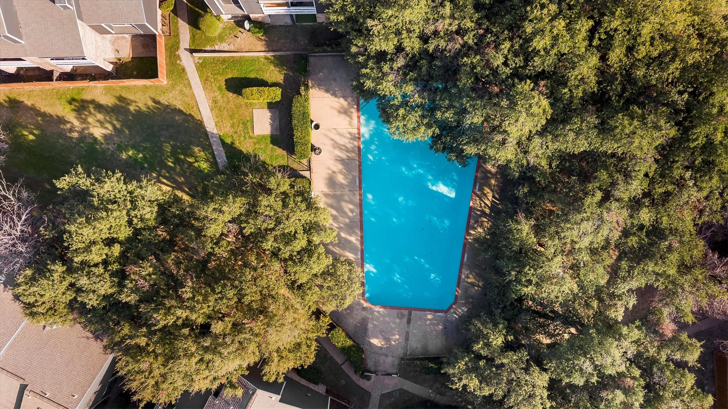 Condominium For Sale in Dallas County , 5840 Spring Valley Road 912, Dallas, Texas 75254, 2 Bedroom, 2 Bathroom, Garage spaces, 1,116 Sqft, built in 1981, mls#21146507, Real Estate Agent in Dallas, Homes For Sale in Dallas county, Homes For Sale in Dallas, Realtor in Dallas Texas, Real Estate Brokerage Independent Realty Texas, Luminita Cordes Realtor