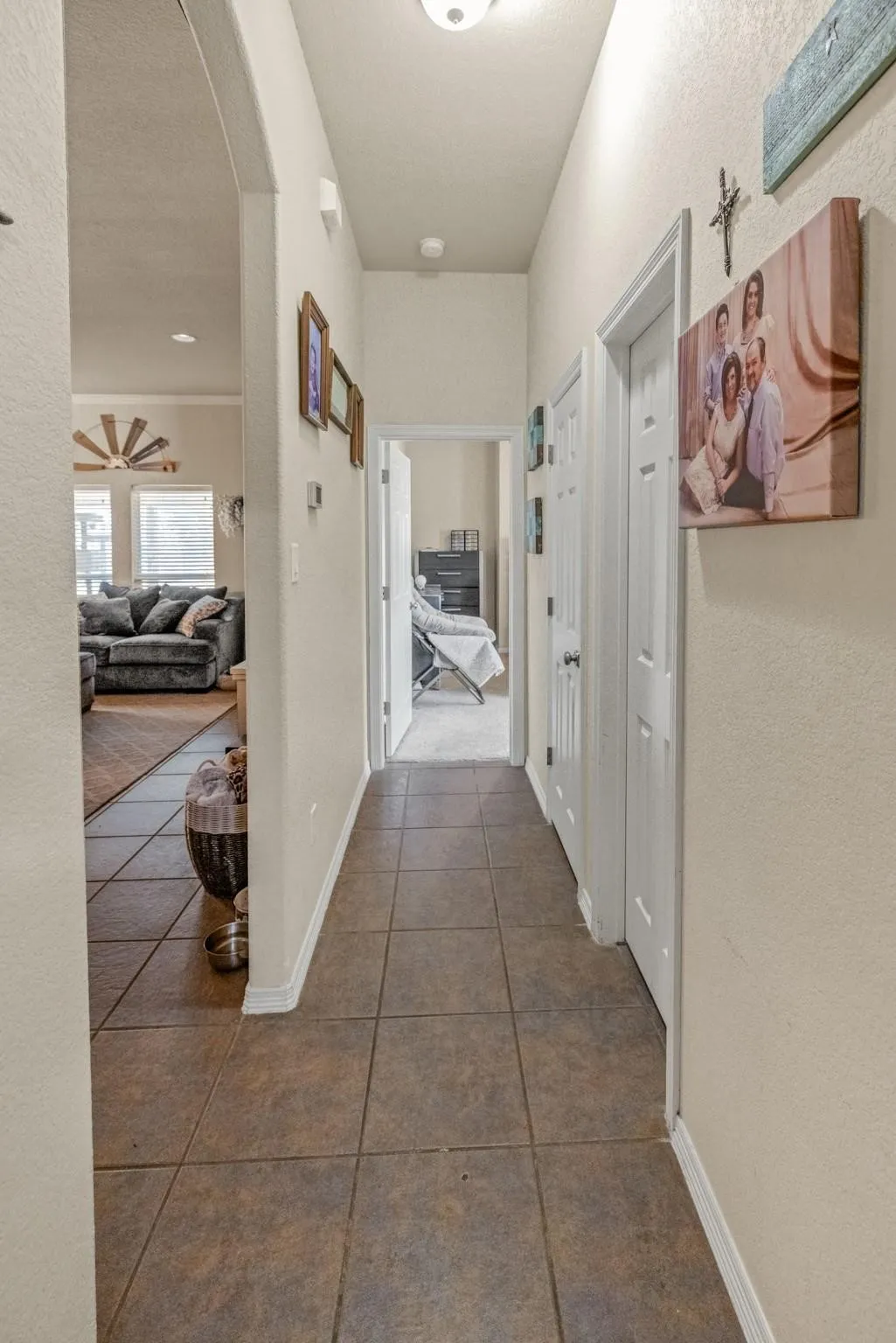 Single Family Residence For Sale in Parker County , 9430 W Highway 199, Poolville, Texas 76487, 4 Bedroom, 2 Bathroom, 2 Garage spaces, 2,400 Sqft, built in 2005, Preowned, mls#21147332, Real Estate Agent in Poolville, Homes For Sale in Parker county, Homes For Sale in Poolville, Realtor in Poolville Texas, Real Estate Brokerage Independent Realty Texas, Luminita Cordes Realtor