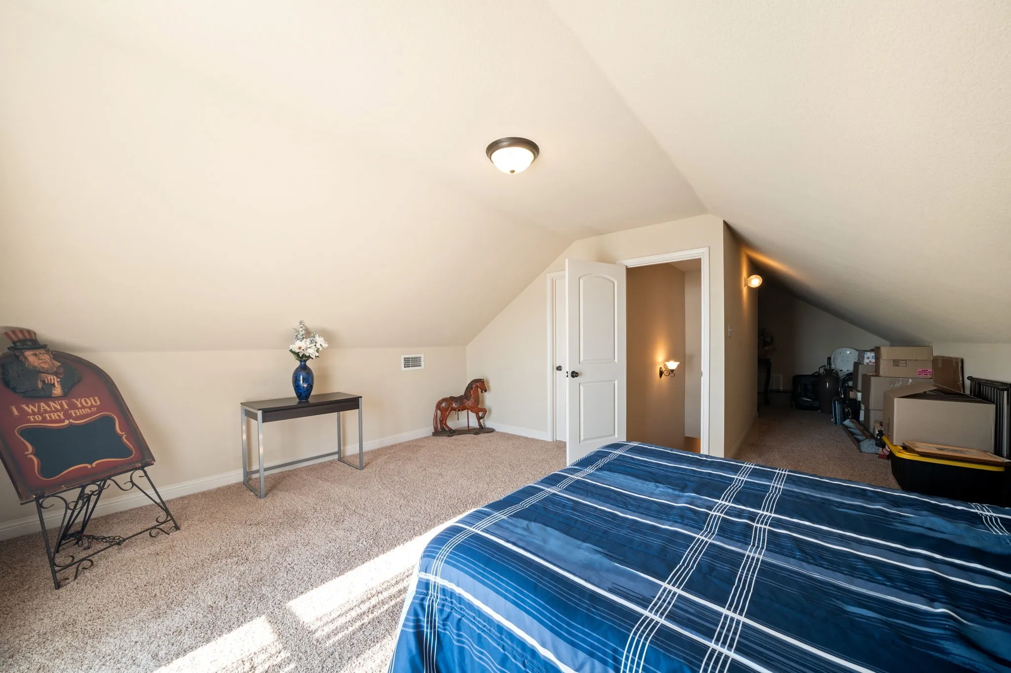 Single Family Residence For Sale in Ellis County , 155 Lakeshore Drive, Waxahachie, Texas 75165, 4 Bedroom, 3 Bathroom, 2 Garage spaces, 3,459 Sqft, built in 2008, Preowned, mls#21144075, Real Estate Agent in Waxahachie, Homes For Sale in Ellis county, Homes For Sale in Waxahachie, Realtor in Waxahachie Texas, Real Estate Brokerage Independent Realty Texas, Luminita Cordes Realtor