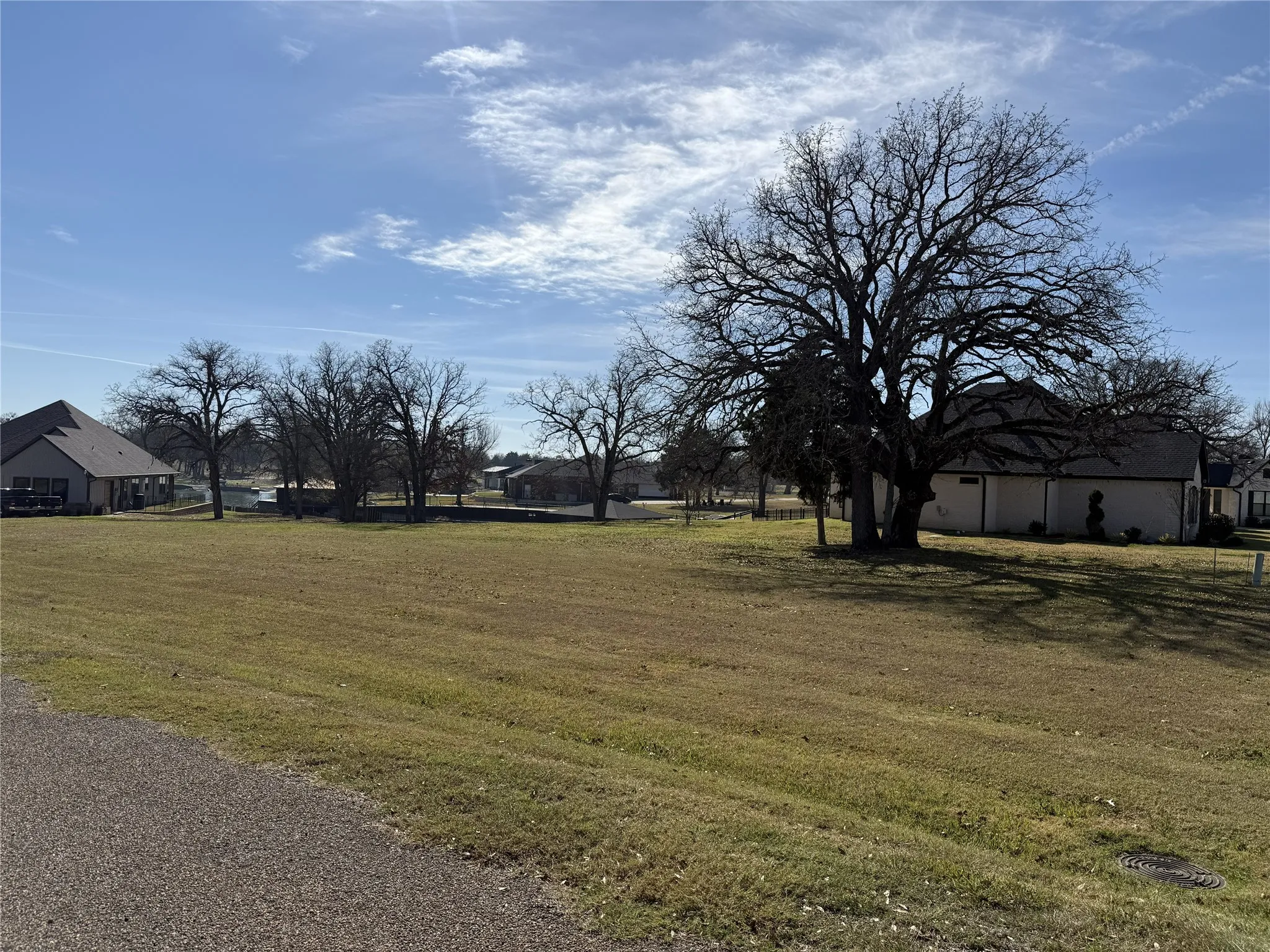 Unimproved Land For Sale in Navarro County , 11 Bayview Circle, Corsicana, Texas 75109, 0, 0, Garage spaces, 0 Sqft, built in 0, Price $89,990, mls#21146775, Real Estate Agent in Corsicana, Homes For Sale in Navarro county, Homes For Sale in Corsicana, Realtor in Corsicana Texas, Real Estate Brokerage Independent Realty Texas, Luminita Cordes Realtor