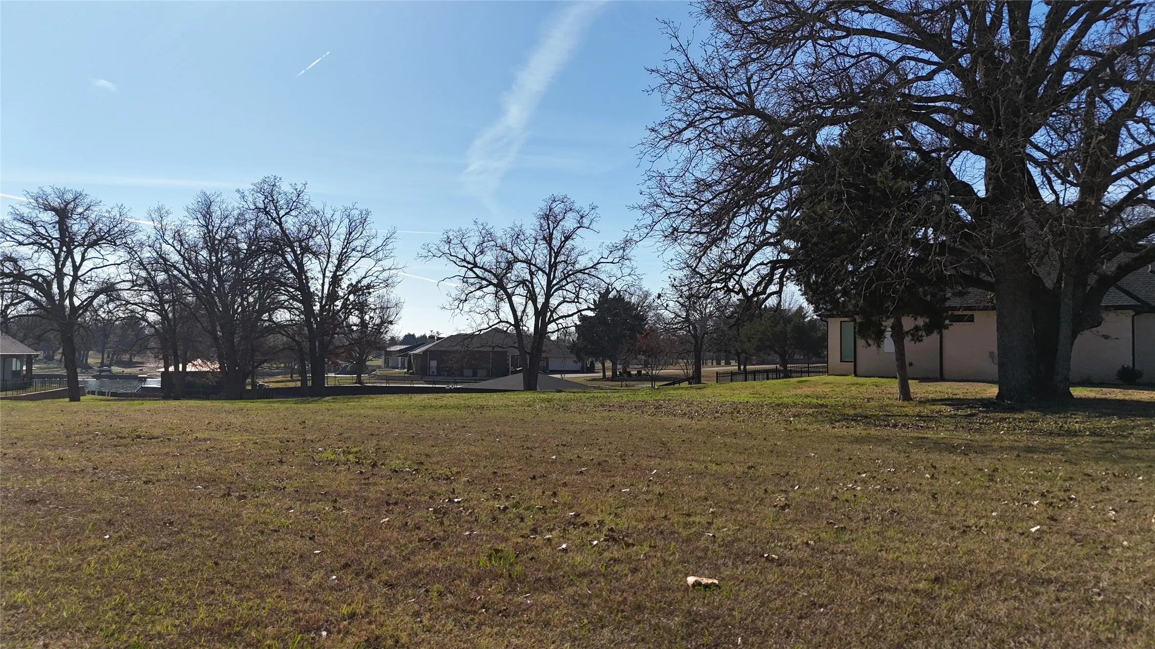 Unimproved Land For Sale in Navarro County , 11 Bayview Circle, Corsicana, Texas 75109, 0, 0, Garage spaces, 0 Sqft, built in 0, Price $89,990, mls#21146775, Real Estate Agent in Corsicana, Homes For Sale in Navarro county, Homes For Sale in Corsicana, Realtor in Corsicana Texas, Real Estate Brokerage Independent Realty Texas, Luminita Cordes Realtor