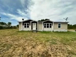 Mobile Home For Rent in Rockwall County , 3762 S Fm 548, Royse City, Texas 75189, 3 Bedroom, 2 Bathroom, Garage spaces, 1,568 Sqft, built in 2015, mls#21147461, Real Estate Agent in Royse City, Homes For Rent in Rockwall county, Homes For Rent in Royse City, Realtor in Royse City Texas, Real Estate Brokerage Independent Realty Texas, Luminita Cordes Realtor