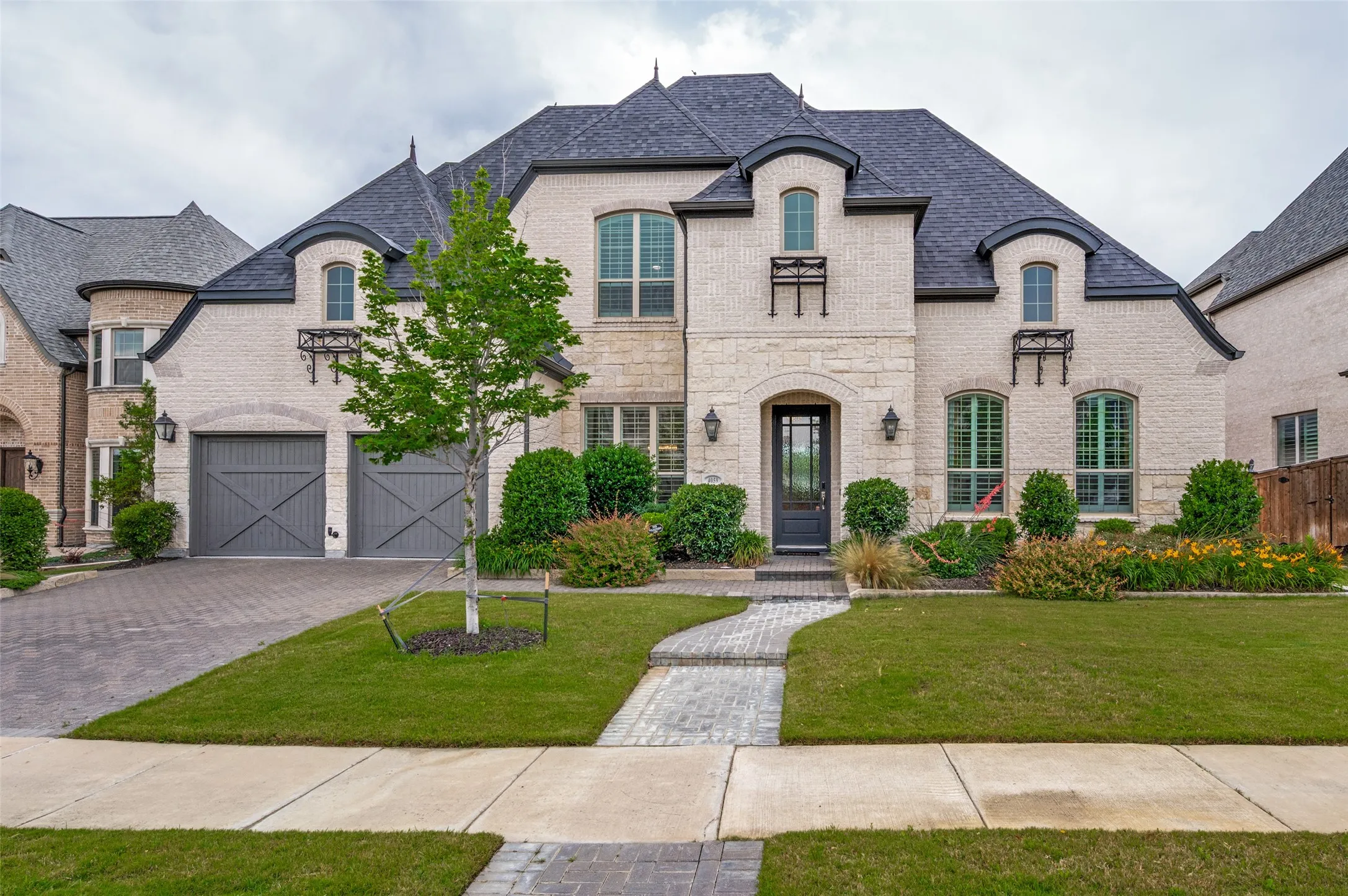 Single Family Residence For Sale in Denton County , 4059 Marble Hill Road, Frisco, Texas 75034, 5 Bedrooms, 7 Bathrooms, 3 Garage spaces, 4,414 Sqft, built in 2018, Preowned, Price $1,525,000, mls#21146721, Real Estate Agent in Frisco, Homes For Sale in Denton county, Homes For Sale in Frisco, Realtor in Frisco Texas, Real Estate Brokerage Independent Realty Texas, Luminita Cordes Realtor