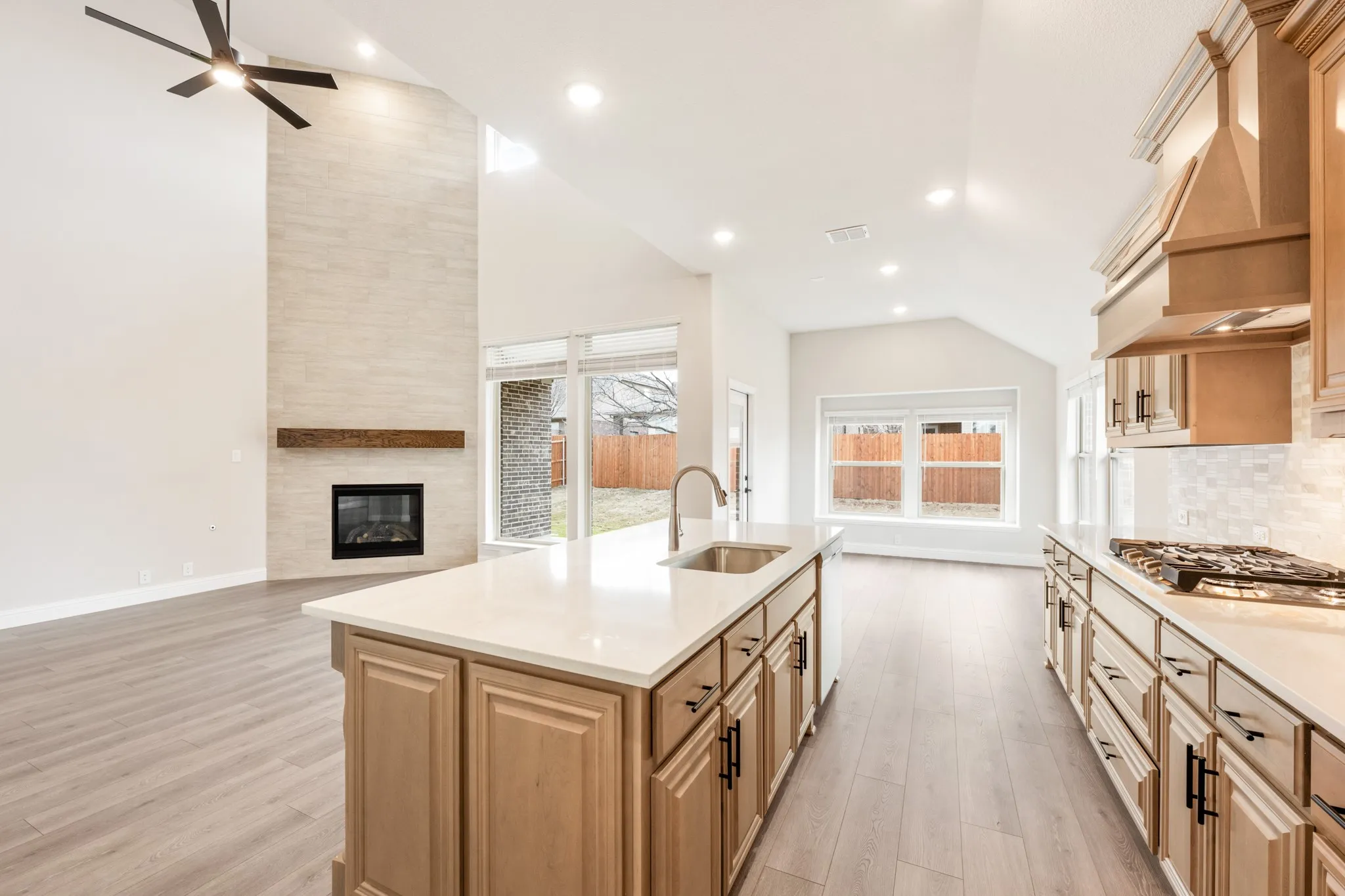 Single Family Residence For Sale in Denton County , 3205 Emerald Trace Drive, Denton, Texas 76226, 5 Bedroom, 4 Bathroom, 2 Garage spaces, 3,558 Sqft, built in 2026, New Construction - Complete, mls#21147544, Real Estate Agent in Denton, Homes For Sale in Denton county, Homes For Sale in Denton, Realtor in Denton Texas, Real Estate Brokerage Independent Realty Texas, Luminita Cordes Realtor