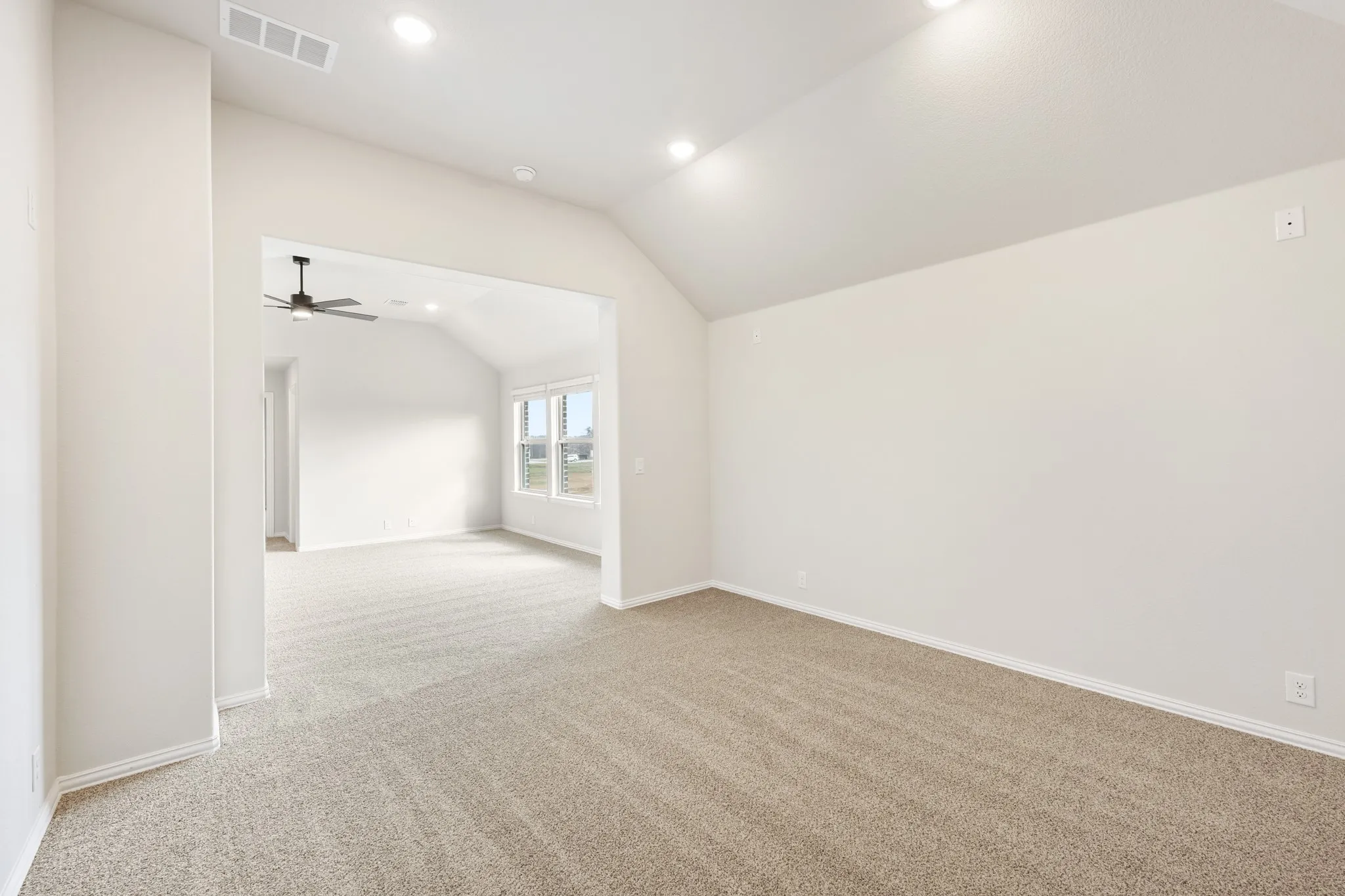 Single Family Residence For Sale in Denton County , 3205 Emerald Trace Drive, Denton, Texas 76226, 5 Bedroom, 4 Bathroom, 2 Garage spaces, 3,558 Sqft, built in 2026, New Construction - Complete, mls#21147544, Real Estate Agent in Denton, Homes For Sale in Denton county, Homes For Sale in Denton, Realtor in Denton Texas, Real Estate Brokerage Independent Realty Texas, Luminita Cordes Realtor
