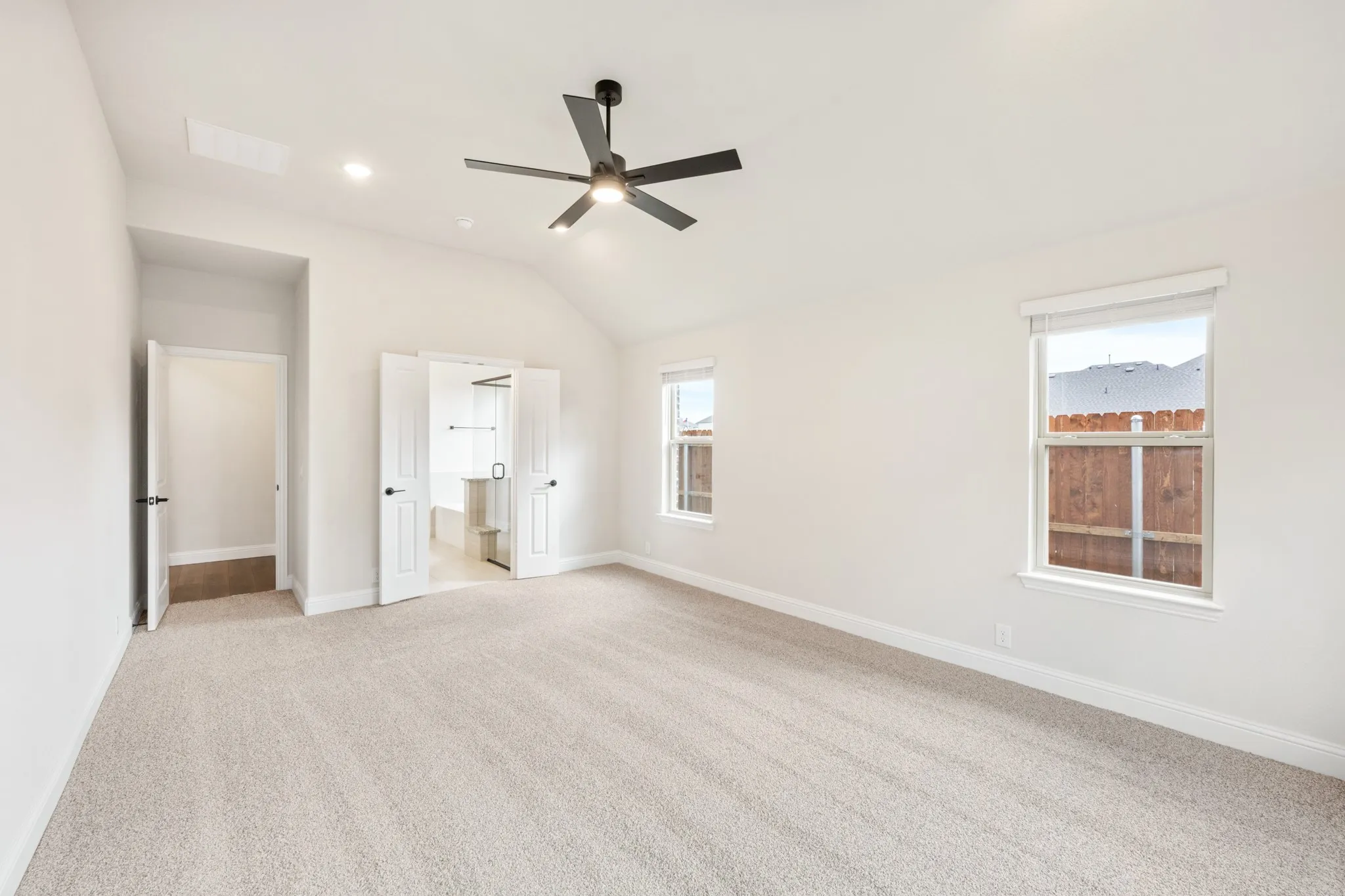 Single Family Residence For Sale in Denton County , 3205 Emerald Trace Drive, Denton, Texas 76226, 5 Bedroom, 4 Bathroom, 2 Garage spaces, 3,558 Sqft, built in 2026, New Construction - Complete, mls#21147544, Real Estate Agent in Denton, Homes For Sale in Denton county, Homes For Sale in Denton, Realtor in Denton Texas, Real Estate Brokerage Independent Realty Texas, Luminita Cordes Realtor