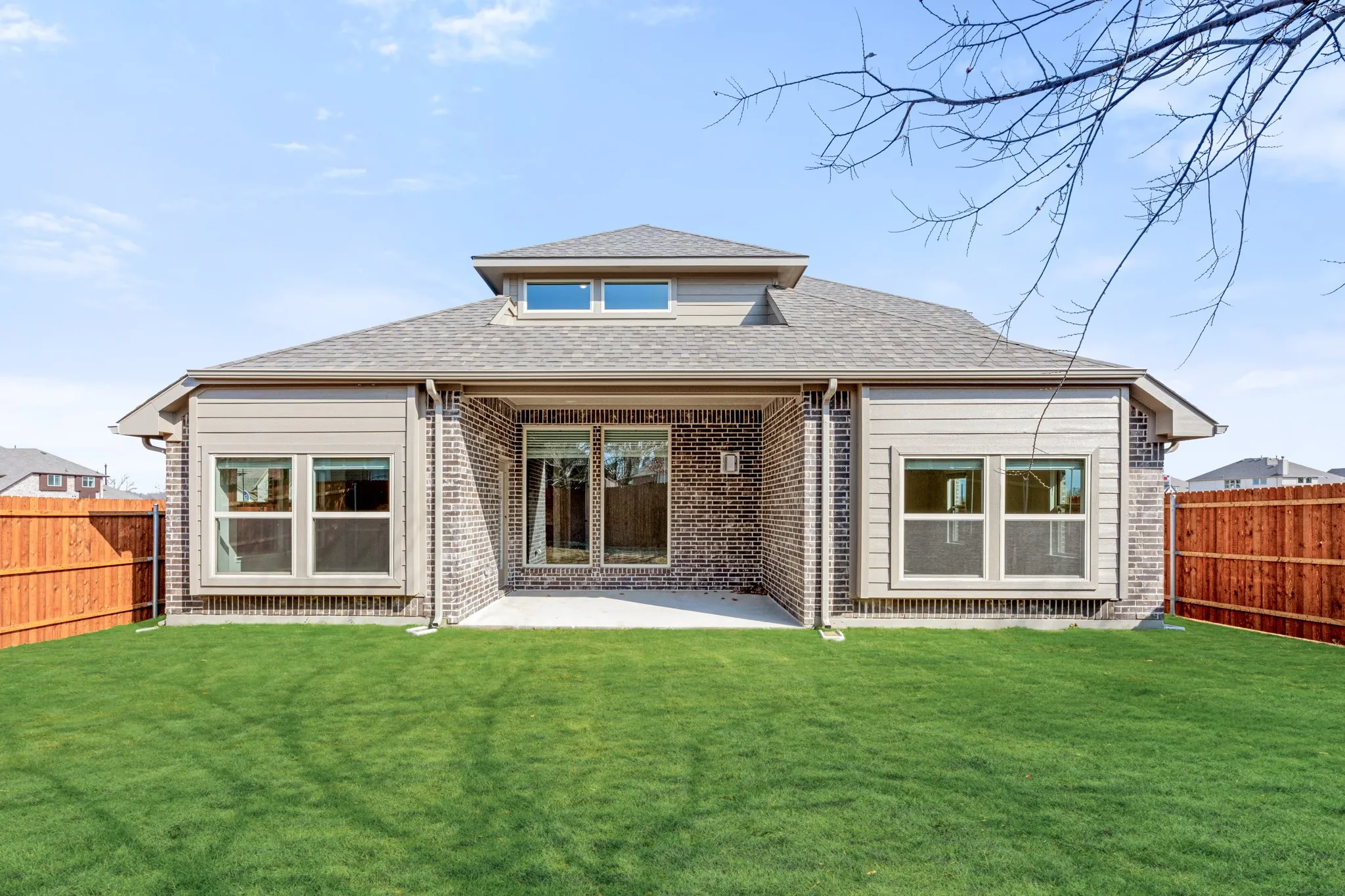 Single Family Residence For Sale in Denton County , 3205 Emerald Trace Drive, Denton, Texas 76226, 5 Bedroom, 4 Bathroom, 2 Garage spaces, 3,558 Sqft, built in 2026, New Construction - Complete, mls#21147544, Real Estate Agent in Denton, Homes For Sale in Denton county, Homes For Sale in Denton, Realtor in Denton Texas, Real Estate Brokerage Independent Realty Texas, Luminita Cordes Realtor