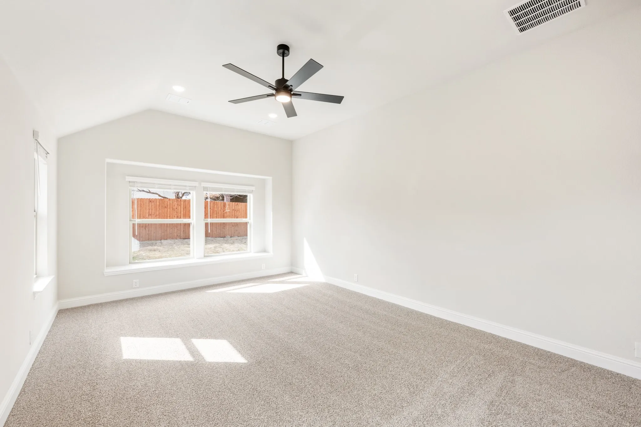 Single Family Residence For Sale in Denton County , 3205 Emerald Trace Drive, Denton, Texas 76226, 5 Bedroom, 4 Bathroom, 2 Garage spaces, 3,558 Sqft, built in 2026, New Construction - Complete, mls#21147544, Real Estate Agent in Denton, Homes For Sale in Denton county, Homes For Sale in Denton, Realtor in Denton Texas, Real Estate Brokerage Independent Realty Texas, Luminita Cordes Realtor