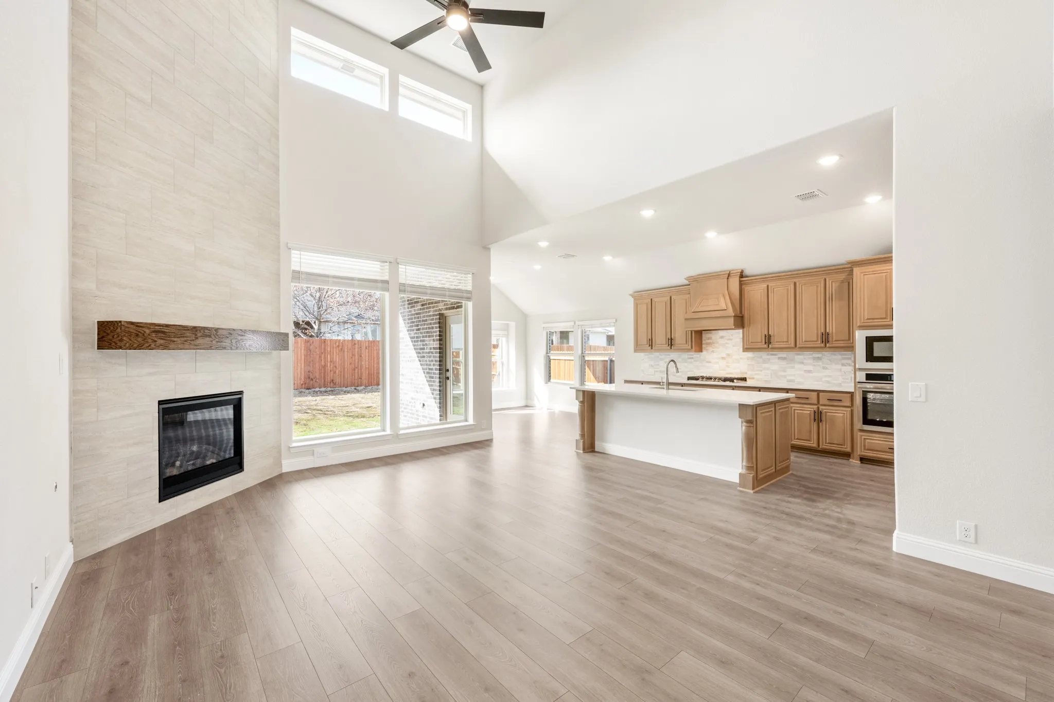 Single Family Residence For Sale in Denton County , 3205 Emerald Trace Drive, Denton, Texas 76226, 5 Bedroom, 4 Bathroom, 2 Garage spaces, 3,558 Sqft, built in 2026, New Construction - Complete, mls#21147544, Real Estate Agent in Denton, Homes For Sale in Denton county, Homes For Sale in Denton, Realtor in Denton Texas, Real Estate Brokerage Independent Realty Texas, Luminita Cordes Realtor