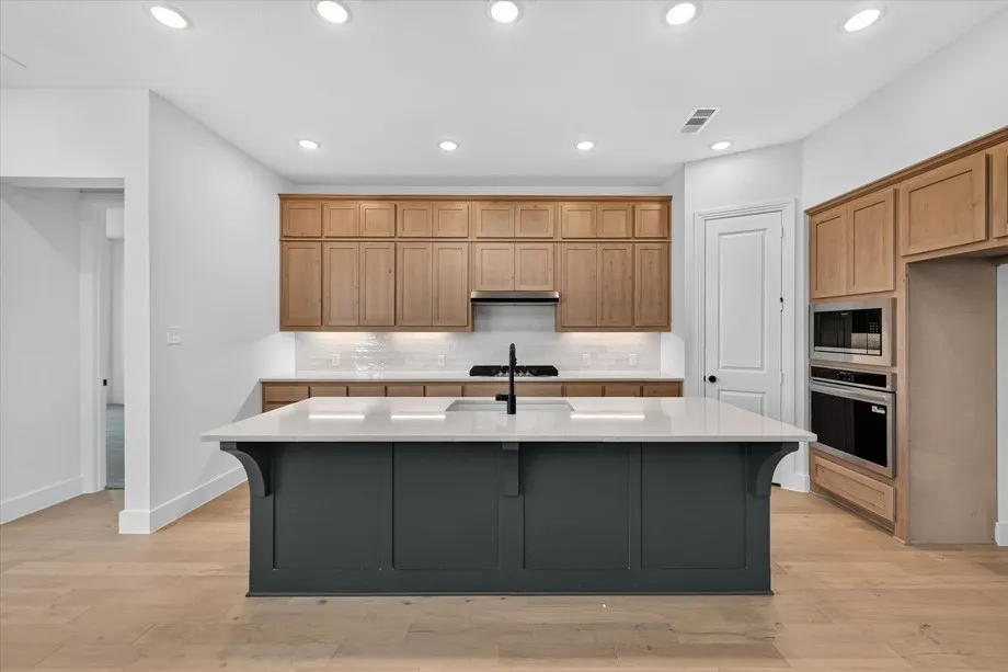 Single Family Residence For Sale in Collin County , 2016 Tallulah Gorge Court, Celina, Texas 75009, 5 Bedroom, 4 Bathroom, 2 Garage spaces, 3,251 Sqft, built in 2026, New Construction - Incomplete, mls#21147516, Real Estate Agent in Celina, Homes For Sale in Collin county, Homes For Sale in Celina, Realtor in Celina Texas, Real Estate Brokerage Independent Realty Texas, Luminita Cordes Realtor