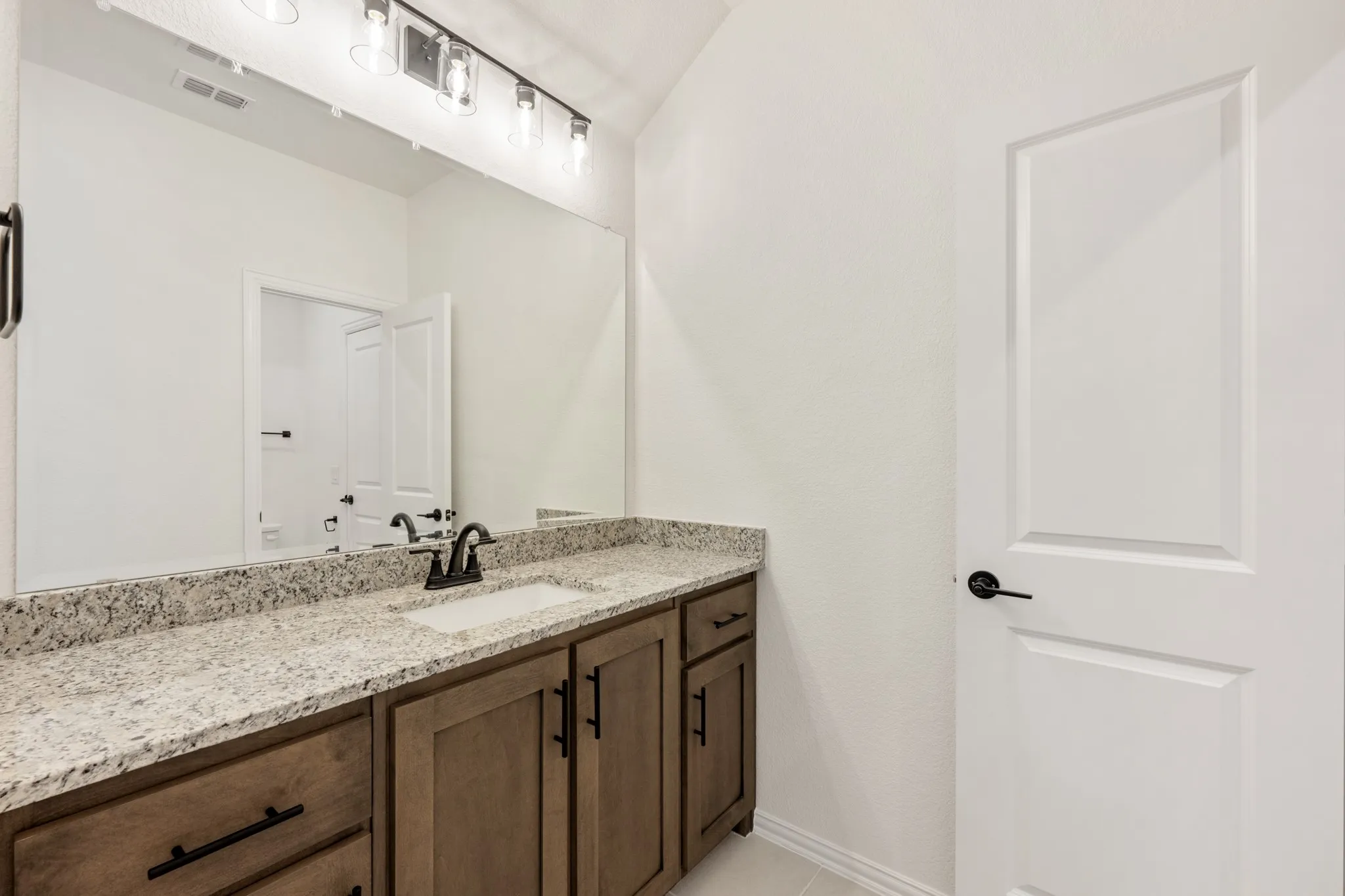 Single Family Residence For Sale in Denton County , 3208 Emerald Trace Drive, Denton, Texas 76226, 5 Bedroom, 5 Bathroom, 2 Garage spaces, 4,226 Sqft, built in 2026, New Construction - Complete, mls#21147593, Real Estate Agent in Denton, Homes For Sale in Denton county, Homes For Sale in Denton, Realtor in Denton Texas, Real Estate Brokerage Independent Realty Texas, Luminita Cordes Realtor