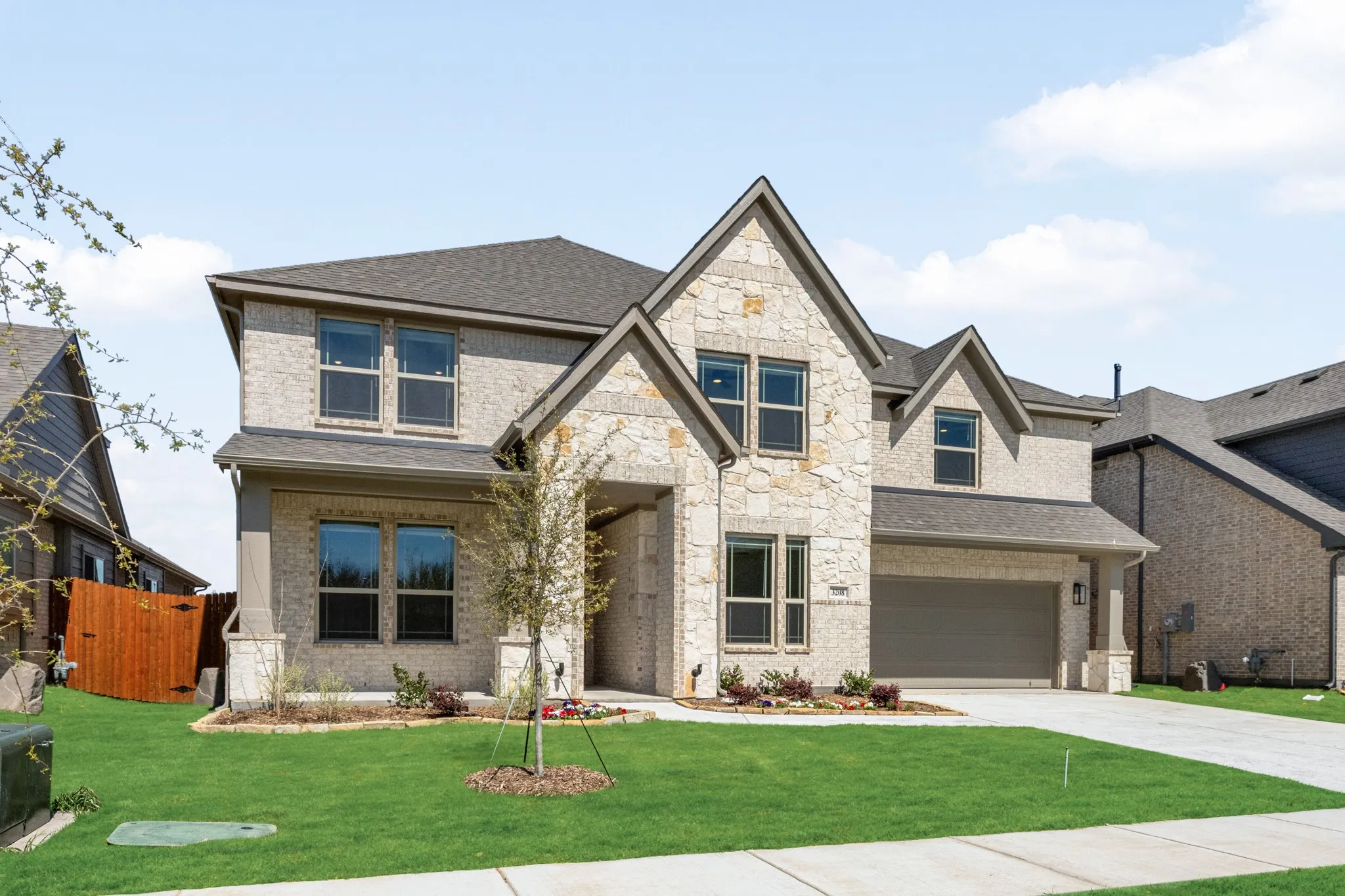 Single Family Residence For Sale in Denton County , 3208 Emerald Trace Drive, Denton, Texas 76226, 5 Bedroom, 5 Bathroom, 2 Garage spaces, 4,226 Sqft, built in 2026, New Construction - Complete, mls#21147593, Real Estate Agent in Denton, Homes For Sale in Denton county, Homes For Sale in Denton, Realtor in Denton Texas, Real Estate Brokerage Independent Realty Texas, Luminita Cordes Realtor