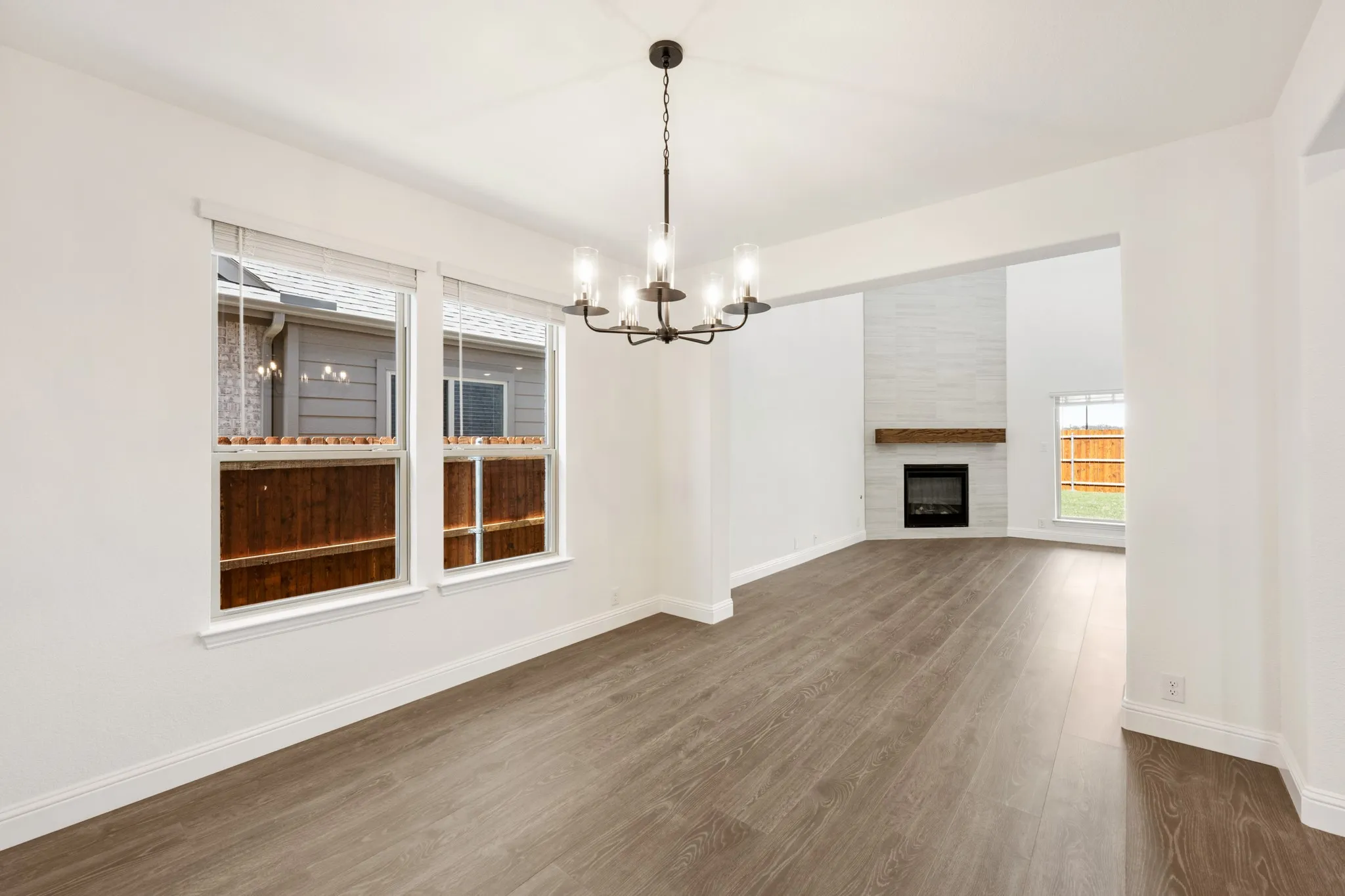 Single Family Residence For Sale in Denton County , 3208 Emerald Trace Drive, Denton, Texas 76226, 5 Bedroom, 5 Bathroom, 2 Garage spaces, 4,226 Sqft, built in 2026, New Construction - Complete, mls#21147593, Real Estate Agent in Denton, Homes For Sale in Denton county, Homes For Sale in Denton, Realtor in Denton Texas, Real Estate Brokerage Independent Realty Texas, Luminita Cordes Realtor