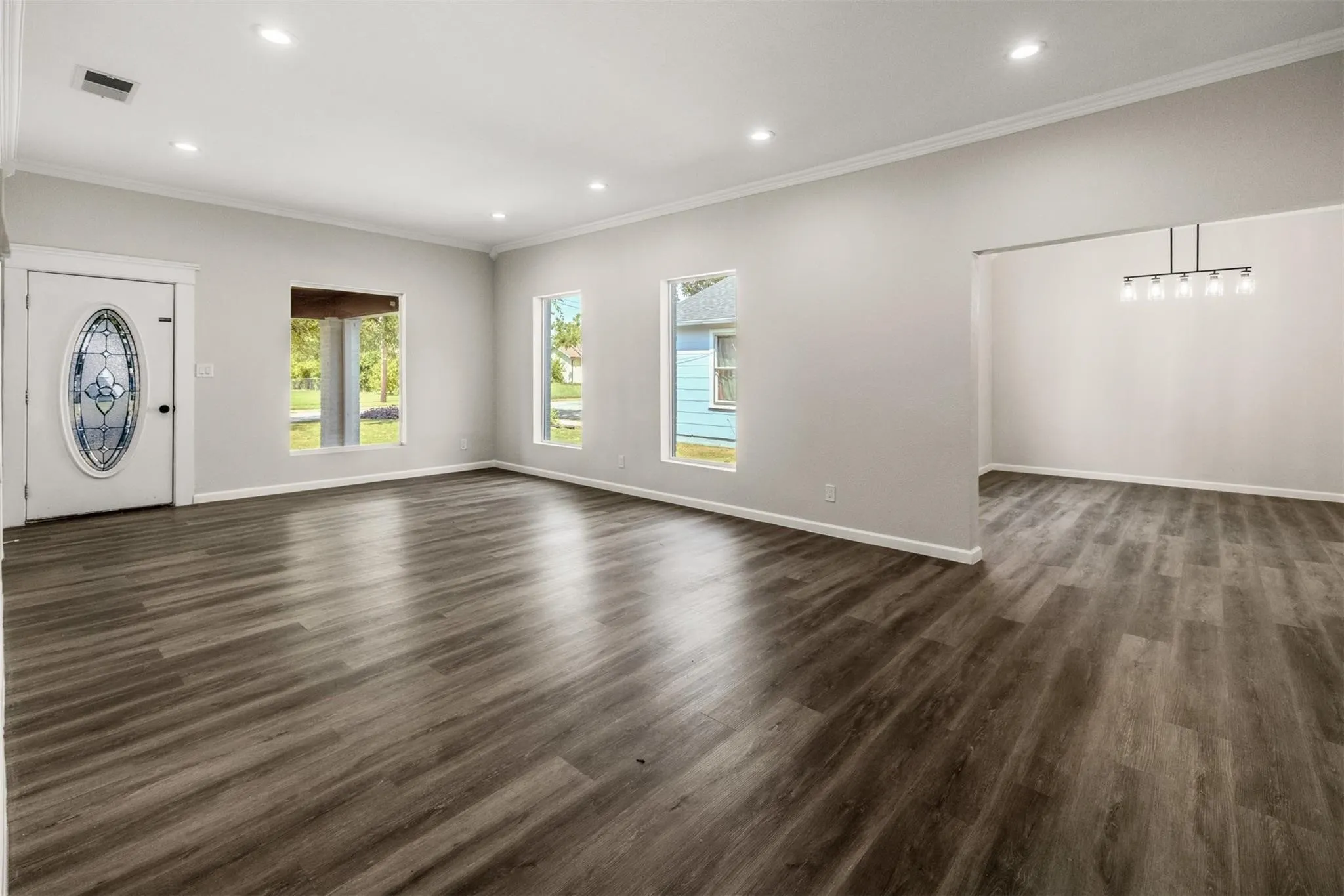 Single Family Residence For Sale in Wise County , 700 N Church Street, Decatur, Texas 76234, 3 Bedroom, 2 Bathroom, Garage spaces, 1,845 Sqft, built in 1930, Preowned, mls#21147604, Real Estate Agent in Decatur, Homes For Sale in Wise county, Homes For Sale in Decatur, Realtor in Decatur Texas, Real Estate Brokerage Independent Realty Texas, Luminita Cordes Realtor