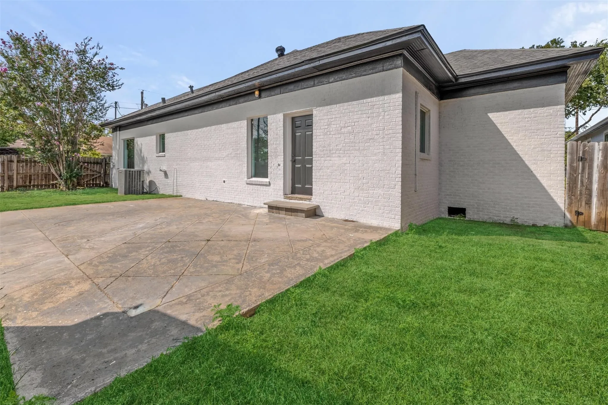 Single Family Residence For Sale in Wise County , 700 N Church Street, Decatur, Texas 76234, 3 Bedroom, 2 Bathroom, Garage spaces, 1,845 Sqft, built in 1930, Preowned, mls#21147604, Real Estate Agent in Decatur, Homes For Sale in Wise county, Homes For Sale in Decatur, Realtor in Decatur Texas, Real Estate Brokerage Independent Realty Texas, Luminita Cordes Realtor
