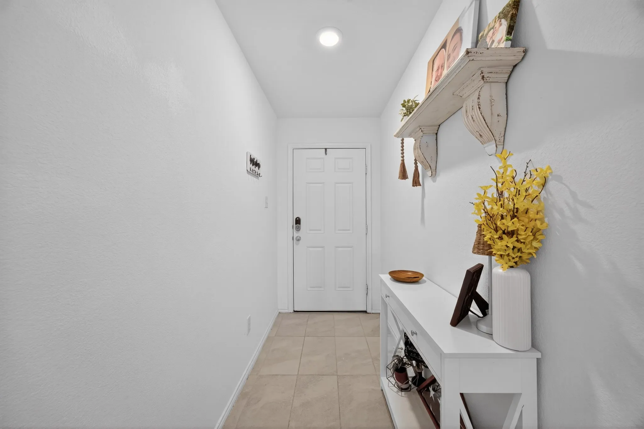 Single Family Residence For Sale in Tarrant County , 1477 Yachtclub Drive, Pelican Bay, Texas 76020, 3 Bedrooms, 2 Bathrooms, 2 Garage spaces, 1,302 Sqft, built in 2022, Price $272,000, mls#21147695, Real Estate Agent in Pelican Bay, Homes For Sale in Tarrant county, Homes For Sale in Pelican Bay, Realtor in Pelican Bay Texas, Real Estate Brokerage Independent Realty Texas, Luminita Cordes Realtor