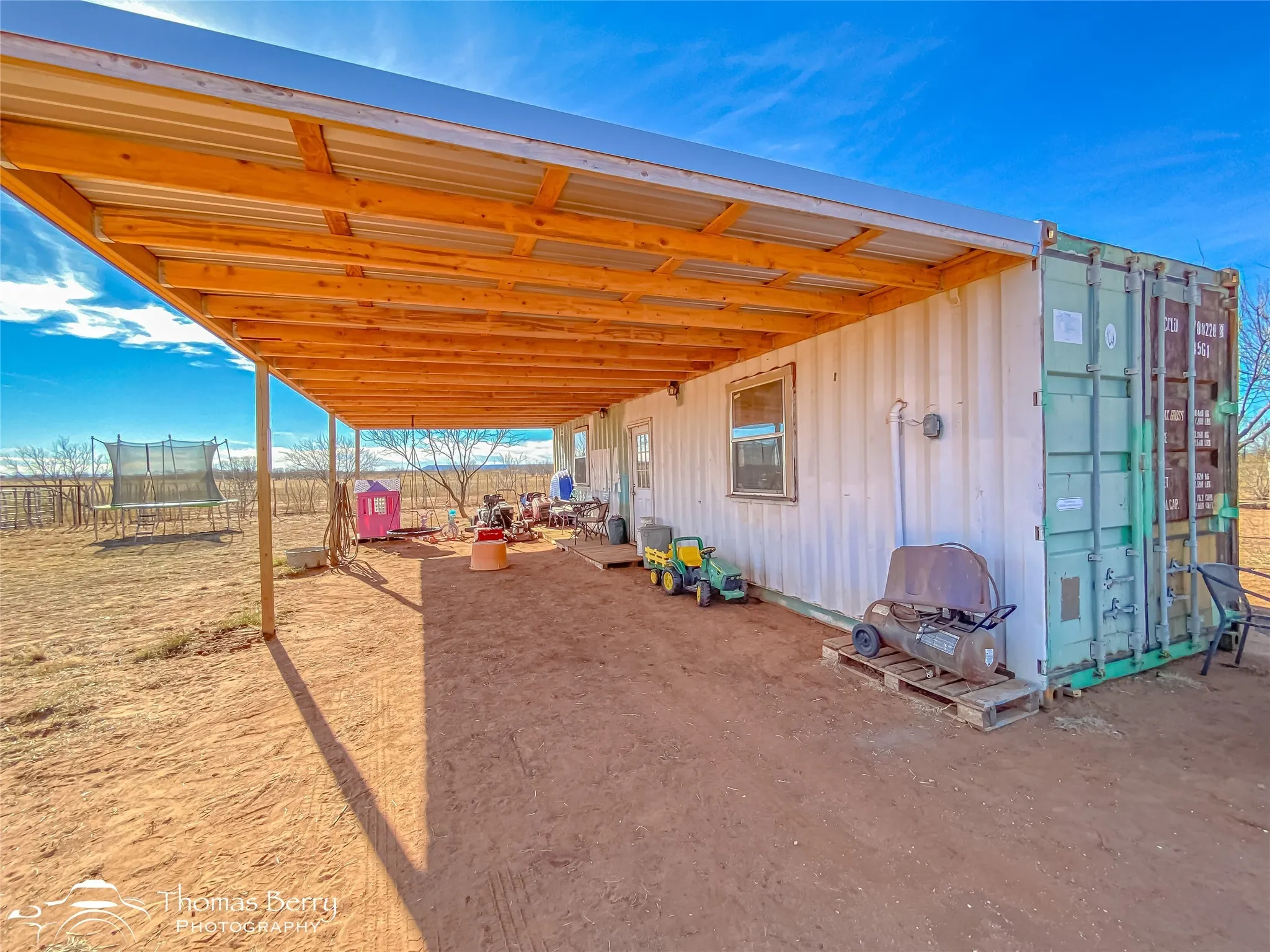 Mobile Home For Sale in Taylor County , 310 Fm 1085, Trent, Texas 79561, 3 Bedrooms, 2 Bathrooms, Garage spaces, 1,608 Sqft, built in 1980, Price $650,000, mls#21147795, Real Estate Agent in Trent, Homes For Sale in Taylor county, Homes For Sale in Trent, Realtor in Trent Texas, Real Estate Brokerage Independent Realty Texas, Luminita Cordes Realtor