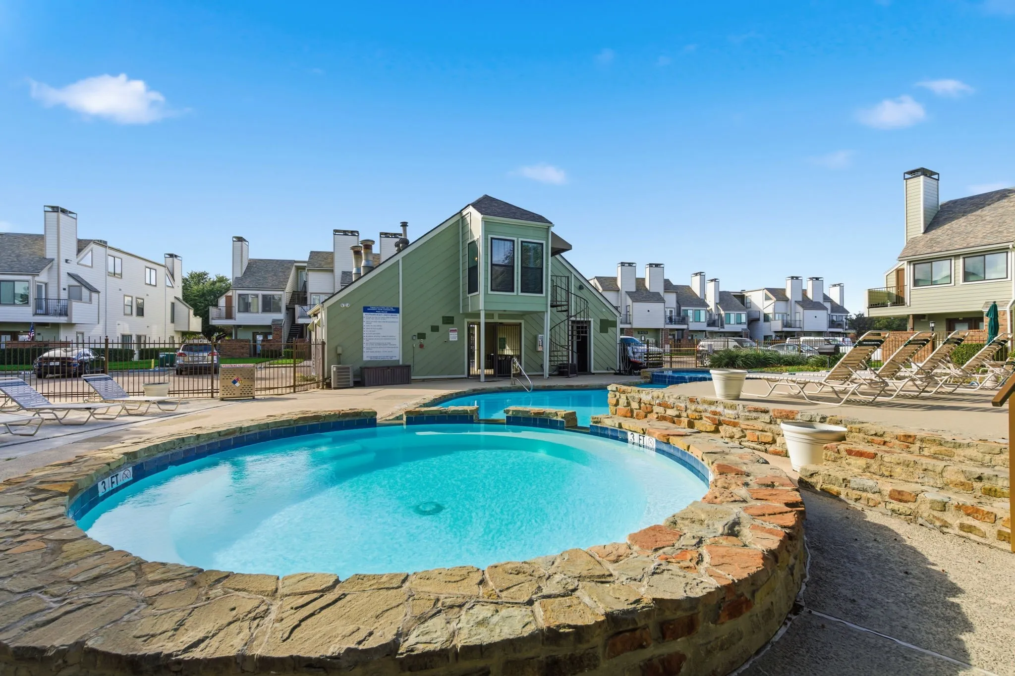 Apartment For Sale in Tarrant County , 3101 Sondra Drive 201-A, Fort Worth, Texas 76107, 1 Bedroom, 1 Bathroom, Garage spaces, 0 Sqft, built in 1981, Preowned, mls#21144625, Real Estate Agent in Fort Worth, Homes For Sale in Tarrant county, Homes For Sale in Fort Worth, Realtor in Fort Worth Texas, Real Estate Brokerage Independent Realty Texas, Luminita Cordes Realtor