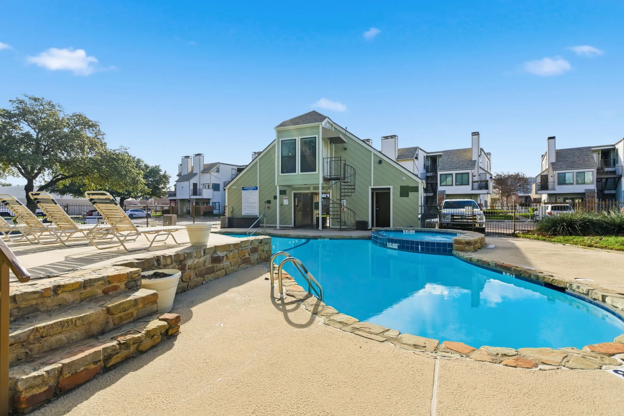 Apartment For Sale in Tarrant County , 3101 Sondra Drive 201-A, Fort Worth, Texas 76107, 1 Bedroom, 1 Bathroom, Garage spaces, 0 Sqft, built in 1981, Preowned, mls#21144625, Real Estate Agent in Fort Worth, Homes For Sale in Tarrant county, Homes For Sale in Fort Worth, Realtor in Fort Worth Texas, Real Estate Brokerage Independent Realty Texas, Luminita Cordes Realtor