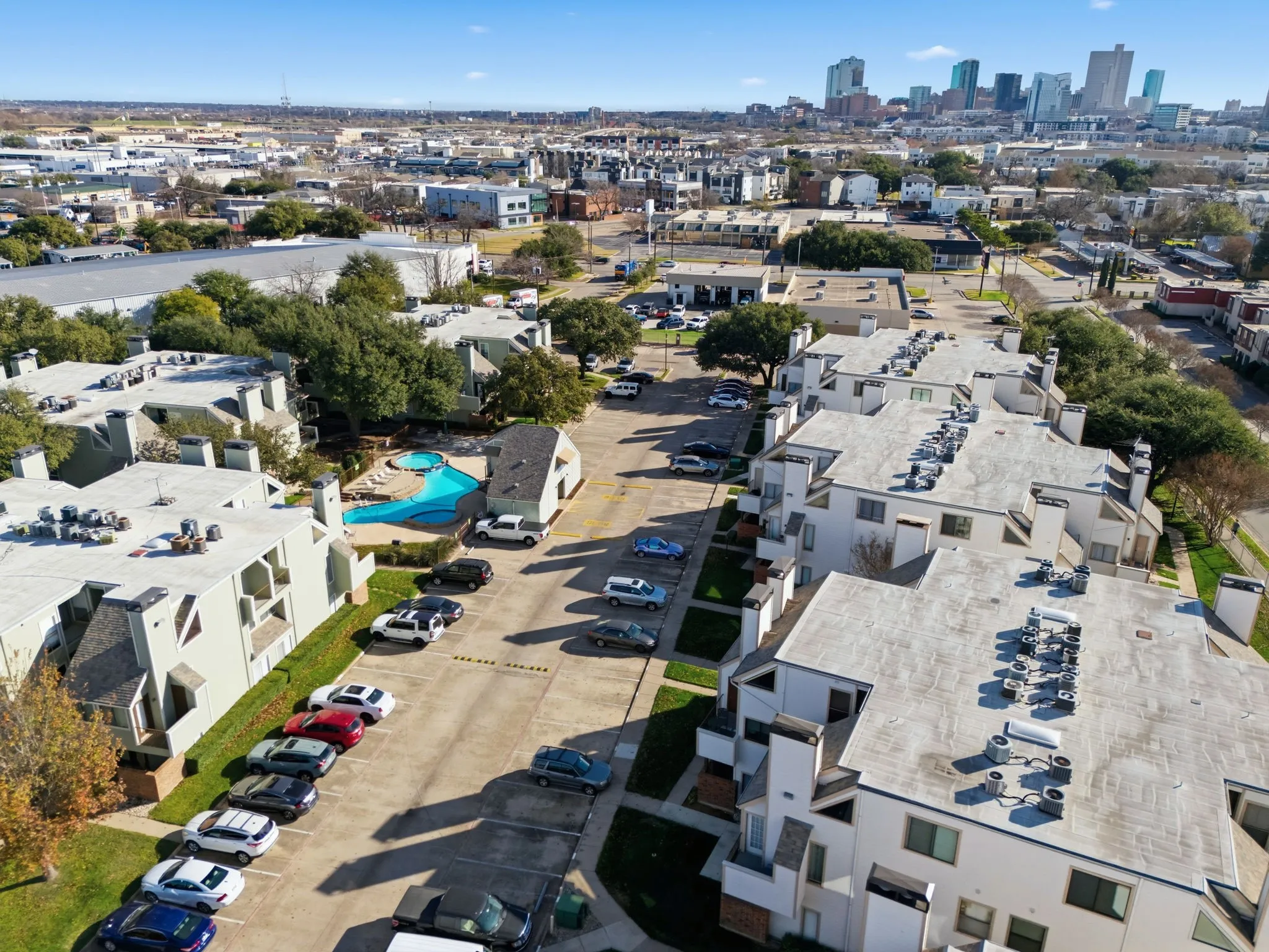 Apartment For Sale in Tarrant County , 3101 Sondra Drive 201-A, Fort Worth, Texas 76107, 1 Bedroom, 1 Bathroom, Garage spaces, 0 Sqft, built in 1981, Preowned, mls#21144625, Real Estate Agent in Fort Worth, Homes For Sale in Tarrant county, Homes For Sale in Fort Worth, Realtor in Fort Worth Texas, Real Estate Brokerage Independent Realty Texas, Luminita Cordes Realtor