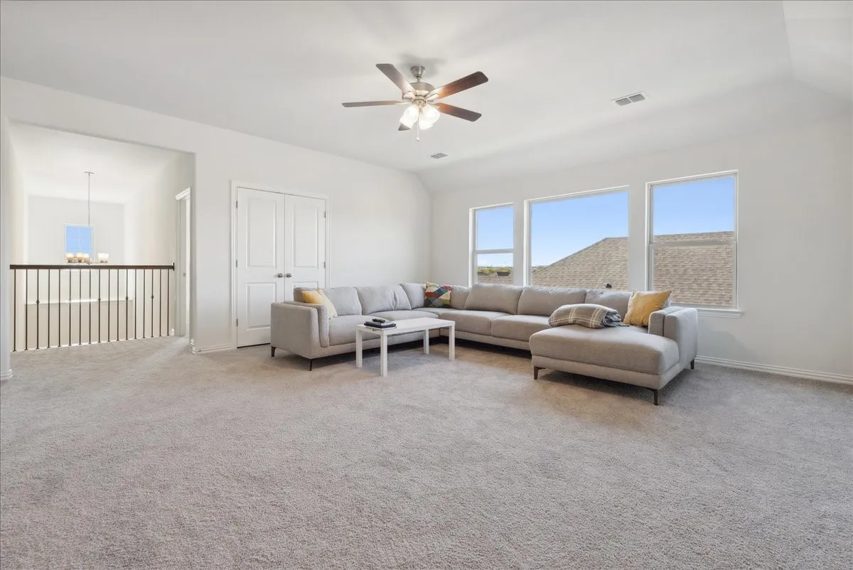 Single Family Residence For Sale in Tarrant County , 7045 Pecan Glen Place, Fort Worth, Texas 76120, 5 Bedrooms, 3 Bathrooms, 2 Garage spaces, 3,064 Sqft, built in 2024, Price $550,000, mls#21147820, Real Estate Agent in Fort Worth, Homes For Sale in Tarrant county, Homes For Sale in Fort Worth, Realtor in Fort Worth Texas, Real Estate Brokerage Independent Realty Texas, Luminita Cordes Realtor