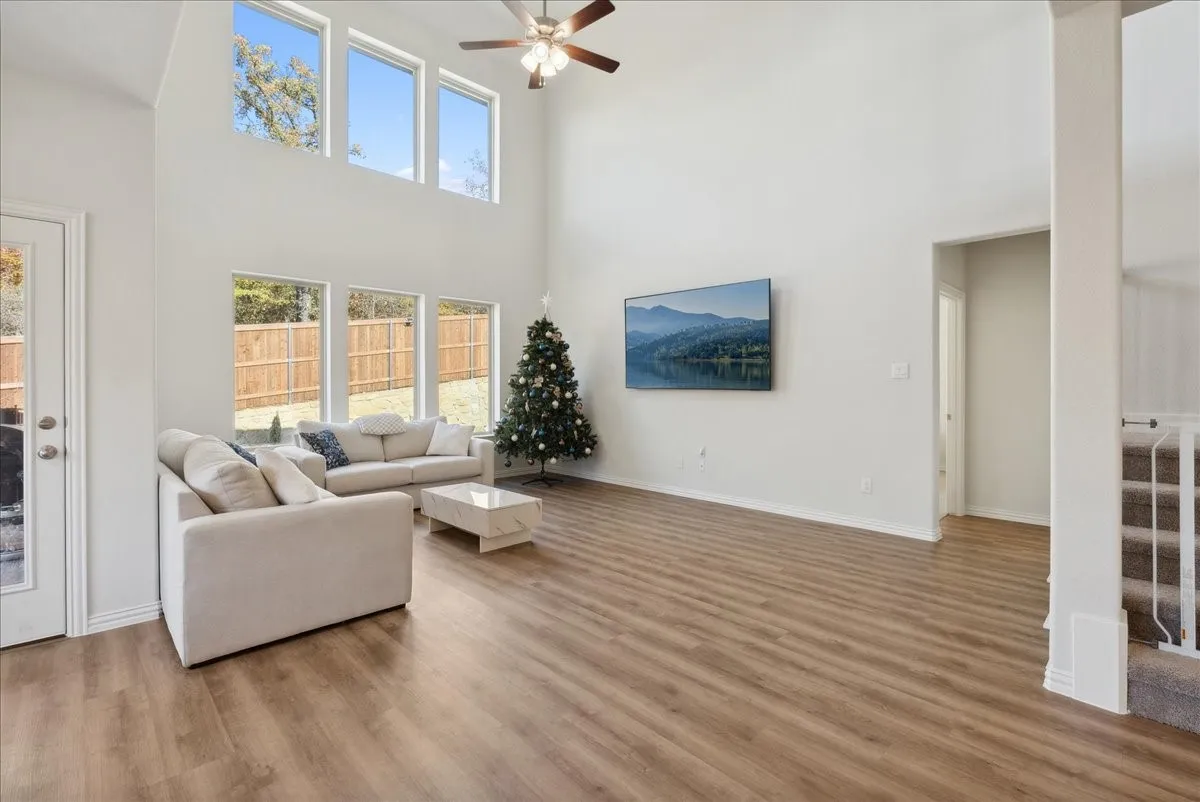 Single Family Residence For Sale in Tarrant County , 7045 Pecan Glen Place, Fort Worth, Texas 76120, 5 Bedrooms, 3 Bathrooms, 2 Garage spaces, 3,064 Sqft, built in 2024, Price $550,000, mls#21147820, Real Estate Agent in Fort Worth, Homes For Sale in Tarrant county, Homes For Sale in Fort Worth, Realtor in Fort Worth Texas, Real Estate Brokerage Independent Realty Texas, Luminita Cordes Realtor