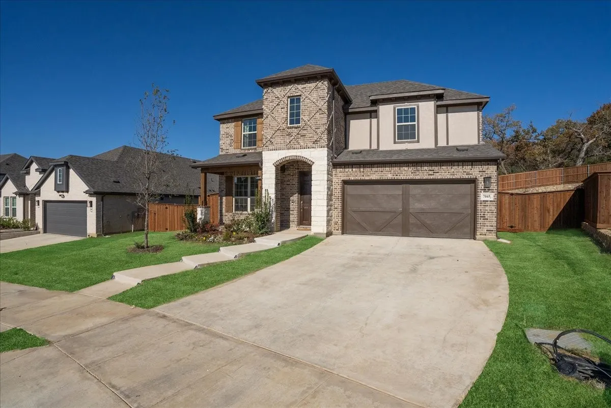Single Family Residence For Sale in Tarrant County , 7045 Pecan Glen Place, Fort Worth, Texas 76120, 5 Bedrooms, 3 Bathrooms, 2 Garage spaces, 3,064 Sqft, built in 2024, Price $550,000, mls#21147820, Real Estate Agent in Fort Worth, Homes For Sale in Tarrant county, Homes For Sale in Fort Worth, Realtor in Fort Worth Texas, Real Estate Brokerage Independent Realty Texas, Luminita Cordes Realtor