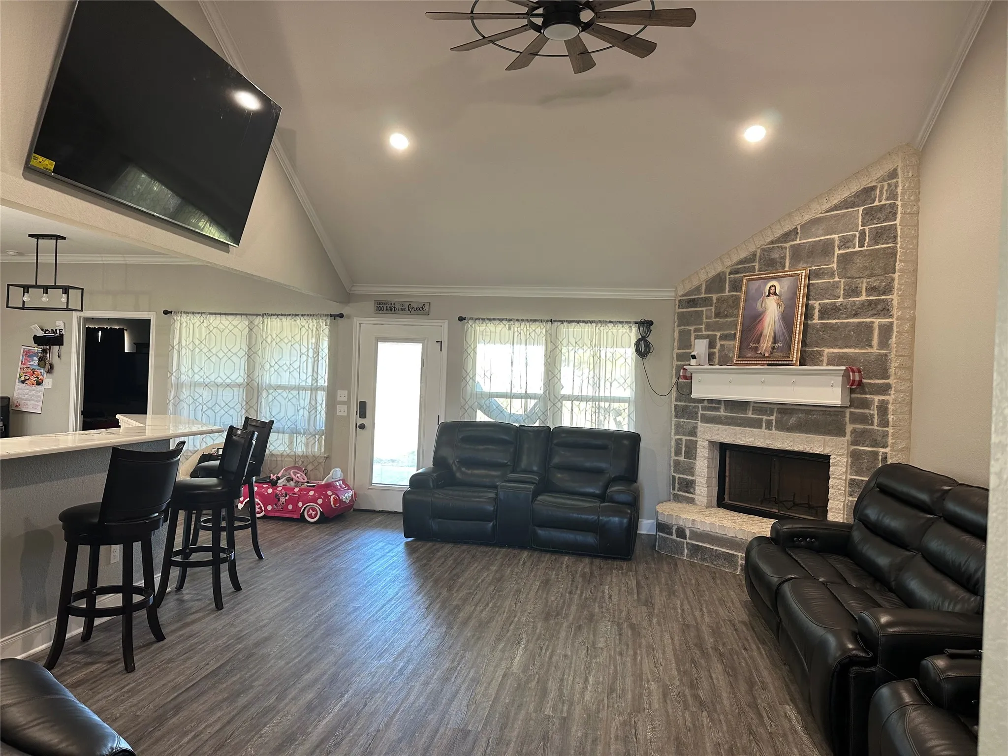 Large Living Area