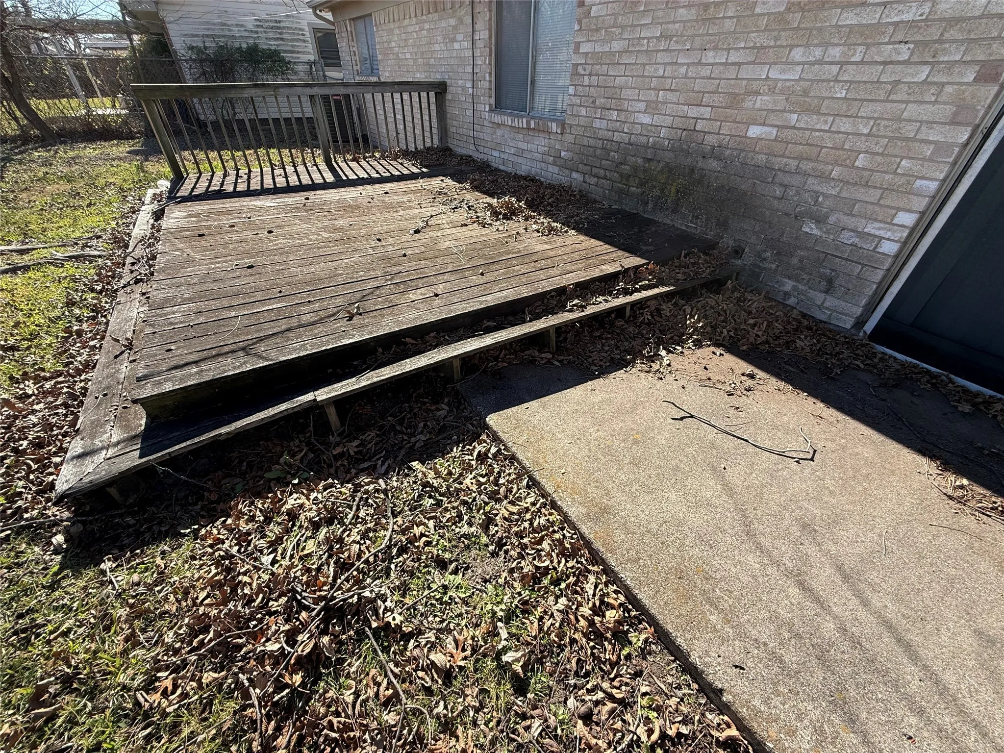 Single Family Residence For Sale in Dallas County , 1334 Rutherford Drive, Mesquite, Texas 75149, 3 Bedroom, 2 Bathroom, 1 Garage spaces, 1,080 Sqft, built in 1972, mls#21147852, Real Estate Agent in Mesquite, Homes For Sale in Dallas county, Homes For Sale in Mesquite, Realtor in Mesquite Texas, Real Estate Brokerage Independent Realty Texas, Luminita Cordes Realtor