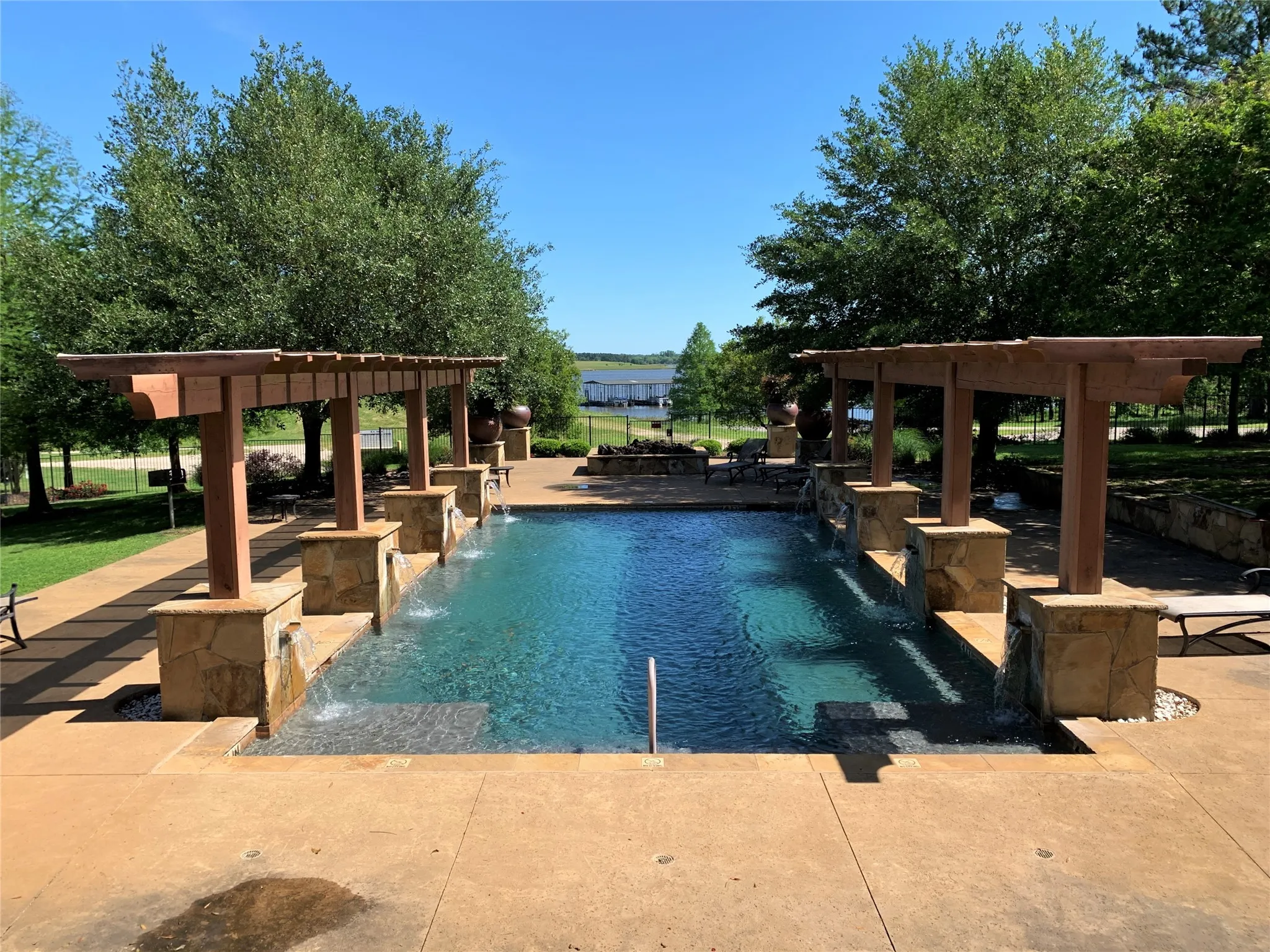 Unimproved Land For Sale in Henderson County , Lot 262 High Point Court, Athens, Texas 75752, 0, 0, Garage spaces, 0 Sqft, built in 0, mls#21147955, Real Estate Agent in Athens, Homes For Sale in Henderson county, Homes For Sale in Athens, Realtor in Athens Texas, Real Estate Brokerage Independent Realty Texas, Luminita Cordes Realtor