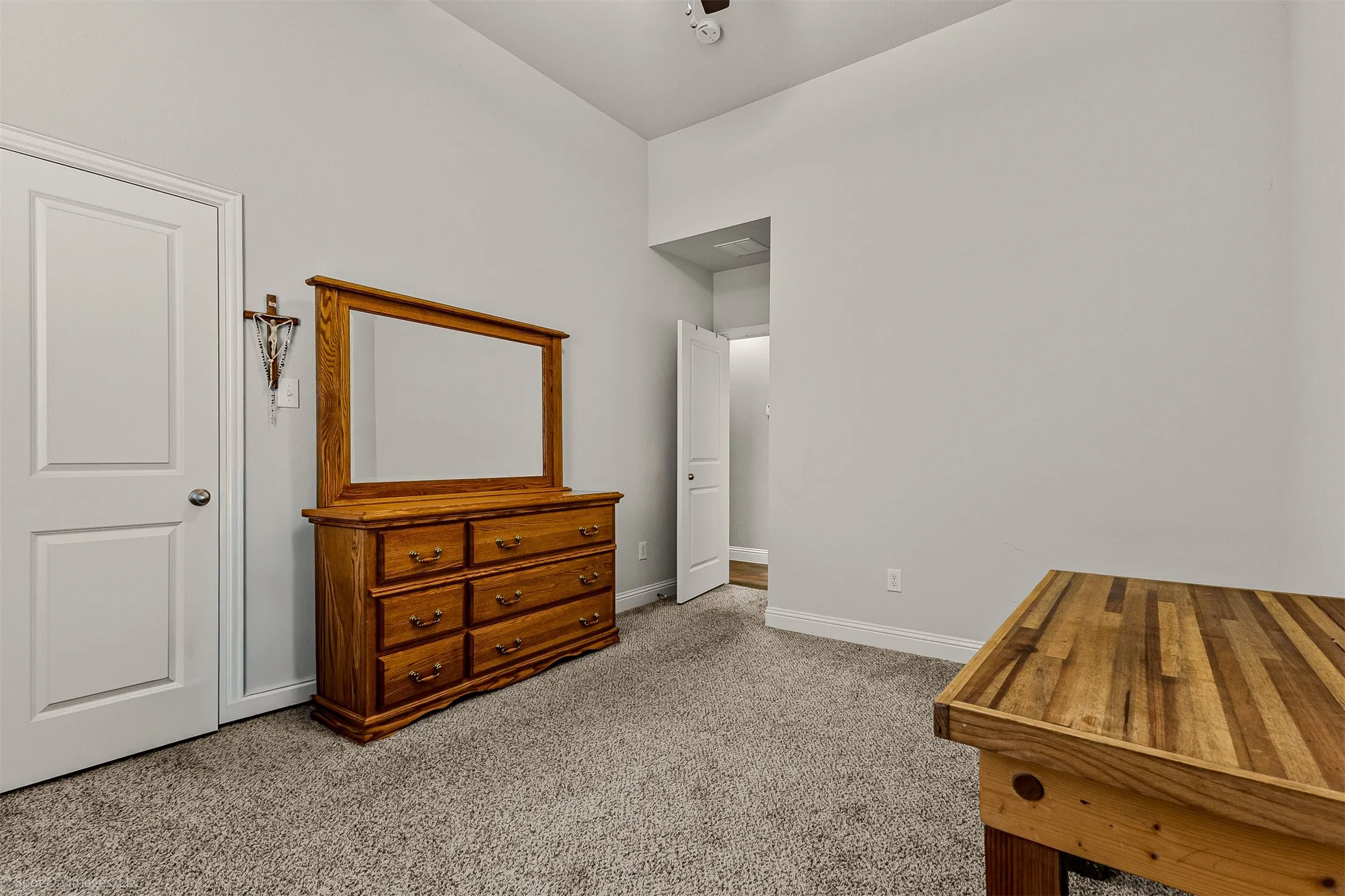 Single Family Residence For Sale in Kaufman County , 1026 Longhill Way, Forney, Texas 75126, 4 Bedroom, 3 Bathroom, 2 Garage spaces, 2,836 Sqft, built in 2015, Preowned, mls#21147792, Real Estate Agent in Forney, Homes For Sale in Kaufman county, Homes For Sale in Forney, Realtor in Forney Texas, Real Estate Brokerage Independent Realty Texas, Luminita Cordes Realtor