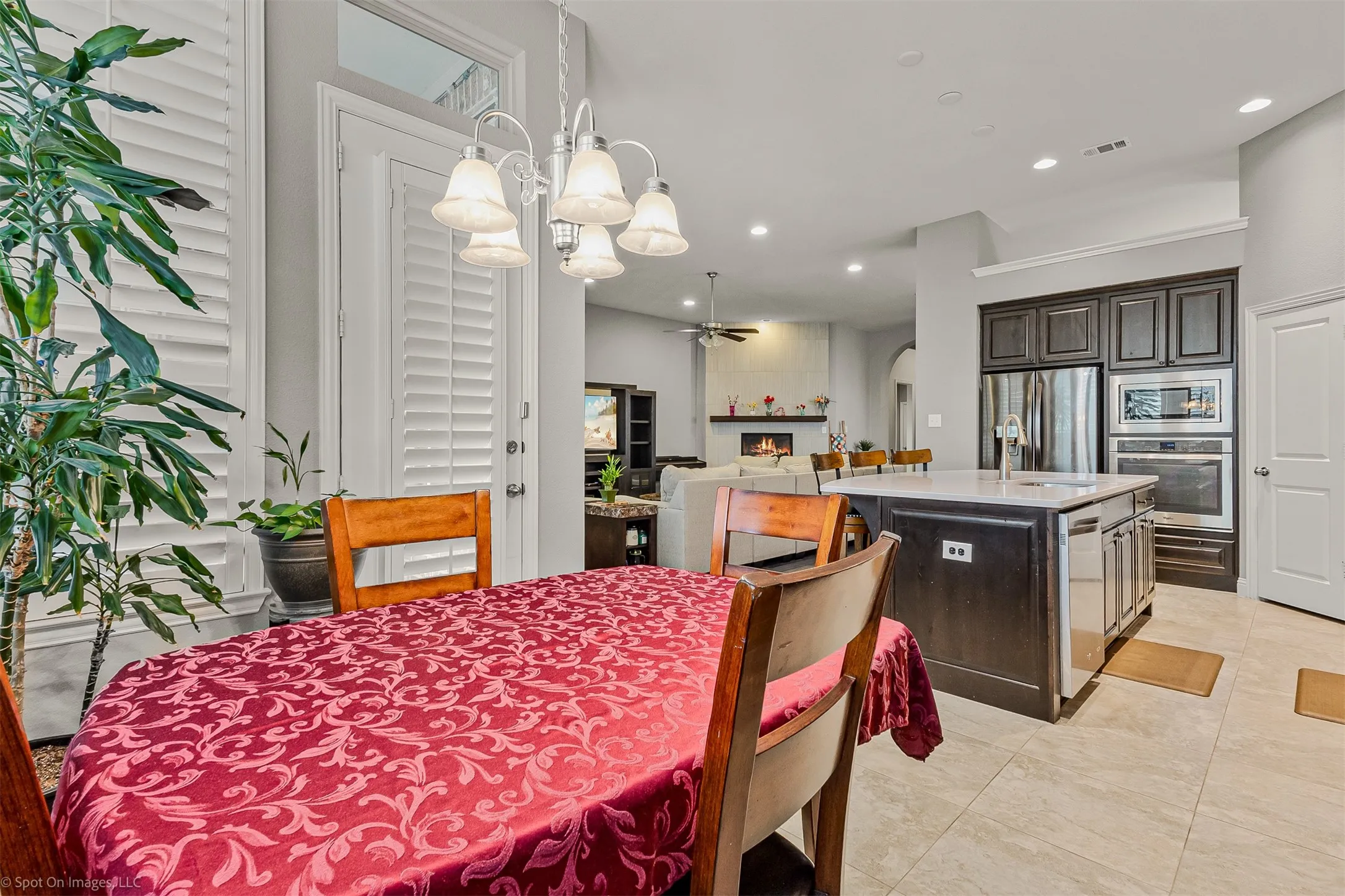Single Family Residence For Sale in Kaufman County , 1026 Longhill Way, Forney, Texas 75126, 4 Bedroom, 3 Bathroom, 2 Garage spaces, 2,836 Sqft, built in 2015, Preowned, mls#21147792, Real Estate Agent in Forney, Homes For Sale in Kaufman county, Homes For Sale in Forney, Realtor in Forney Texas, Real Estate Brokerage Independent Realty Texas, Luminita Cordes Realtor