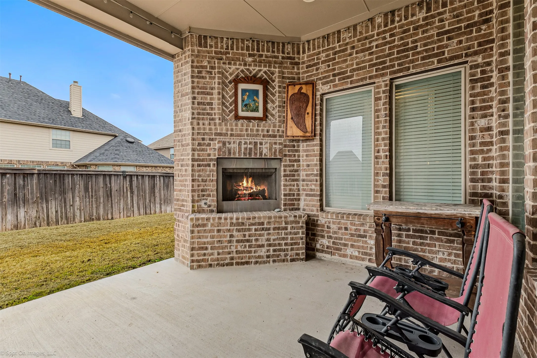 Single Family Residence For Sale in Kaufman County , 1026 Longhill Way, Forney, Texas 75126, 4 Bedroom, 3 Bathroom, 2 Garage spaces, 2,836 Sqft, built in 2015, Preowned, mls#21147792, Real Estate Agent in Forney, Homes For Sale in Kaufman county, Homes For Sale in Forney, Realtor in Forney Texas, Real Estate Brokerage Independent Realty Texas, Luminita Cordes Realtor