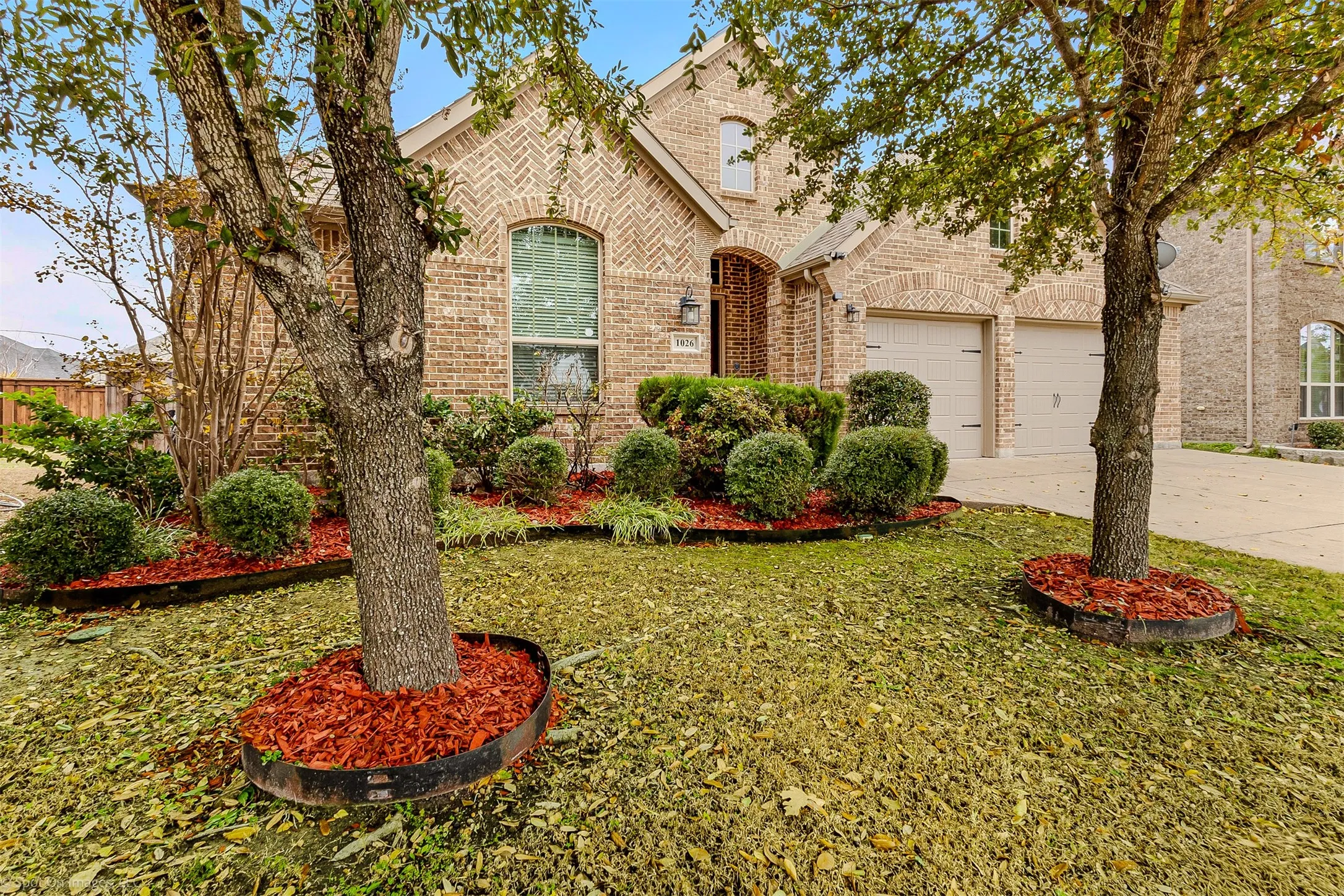 Single Family Residence For Sale in Kaufman County , 1026 Longhill Way, Forney, Texas 75126, 4 Bedroom, 3 Bathroom, 2 Garage spaces, 2,836 Sqft, built in 2015, Preowned, mls#21147792, Real Estate Agent in Forney, Homes For Sale in Kaufman county, Homes For Sale in Forney, Realtor in Forney Texas, Real Estate Brokerage Independent Realty Texas, Luminita Cordes Realtor