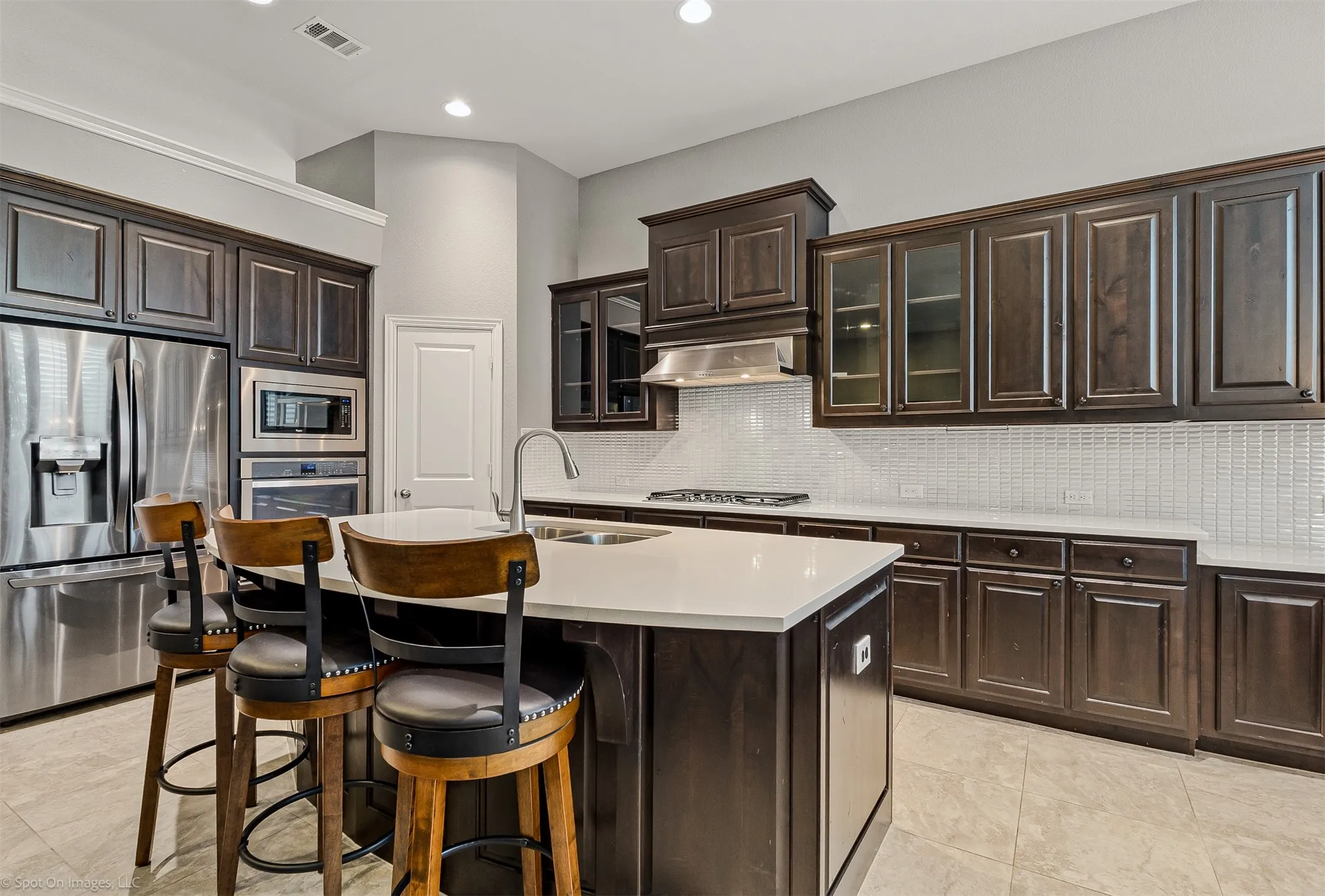 Single Family Residence For Sale in Kaufman County , 1026 Longhill Way, Forney, Texas 75126, 4 Bedroom, 3 Bathroom, 2 Garage spaces, 2,836 Sqft, built in 2015, Preowned, mls#21147792, Real Estate Agent in Forney, Homes For Sale in Kaufman county, Homes For Sale in Forney, Realtor in Forney Texas, Real Estate Brokerage Independent Realty Texas, Luminita Cordes Realtor