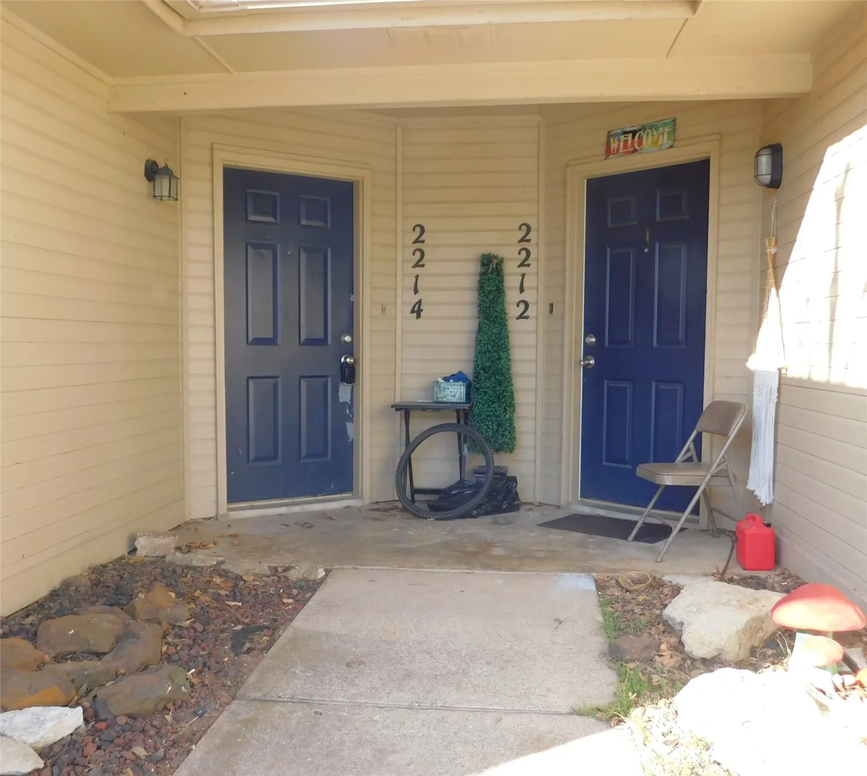 Duplex For Rent in Denton County , 2214 Bernard Street, Denton, Texas 76205, 2 Bedroom, 2 Bathroom, Garage spaces, 1,212 Sqft, built in 1985, mls#21147975, Real Estate Agent in Denton, Homes For Rent in Denton county, Homes For Rent in Denton, Realtor in Denton Texas, Real Estate Brokerage Independent Realty Texas, Luminita Cordes Realtor