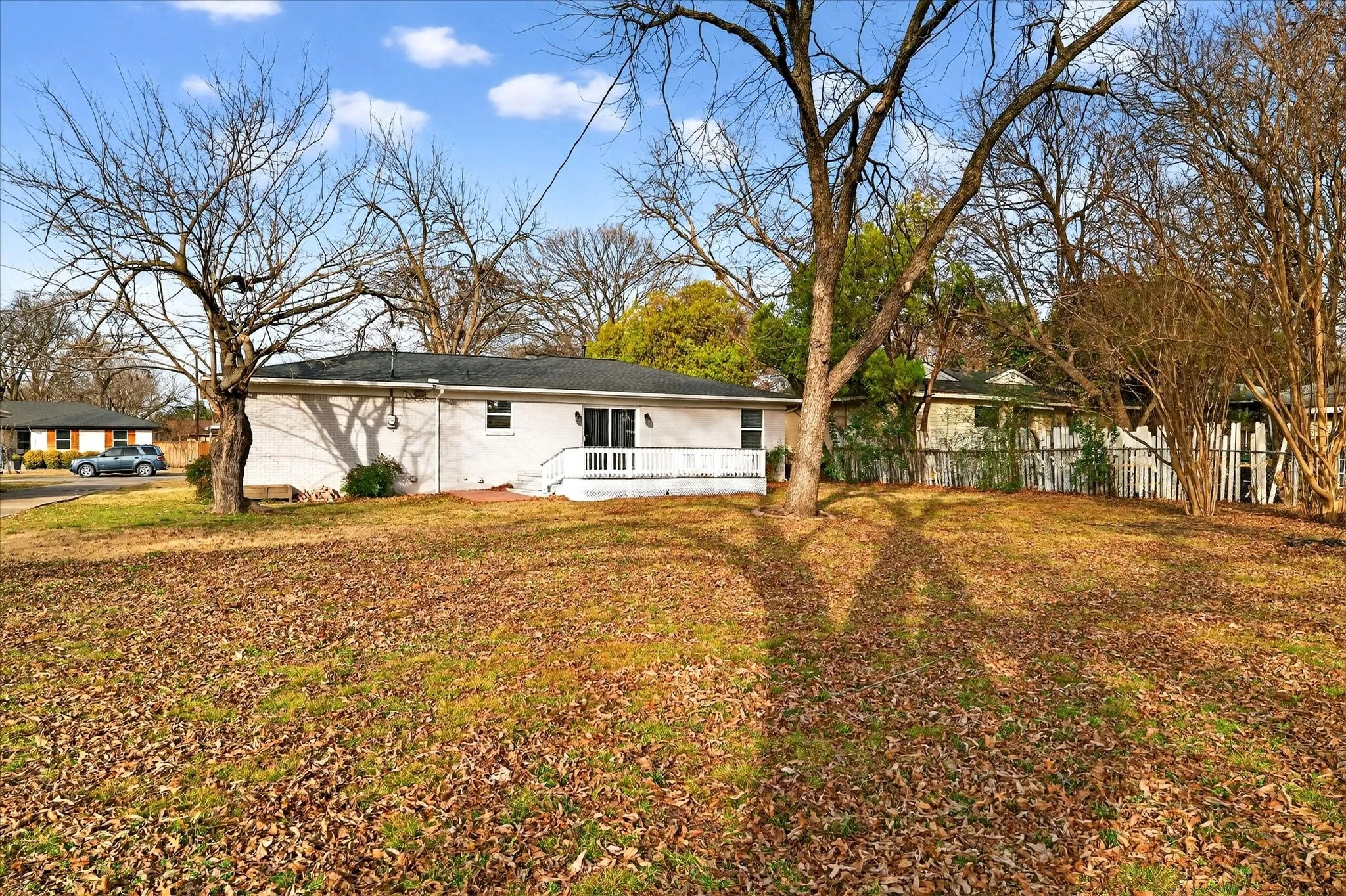 Single Family Residence For Rent in Collin County , 1807 W Josephine Street, Mc Kinney, Texas 75069, 3 Bedroom, 2 Bathroom, 1 Garage spaces, 1,228 Sqft, built in 1968, mls#21148050, Real Estate Agent in Mc Kinney, Homes For Rent in Collin county, Homes For Rent in Mc Kinney, Realtor in Mc Kinney Texas, Real Estate Brokerage Independent Realty Texas, Luminita Cordes Realtor