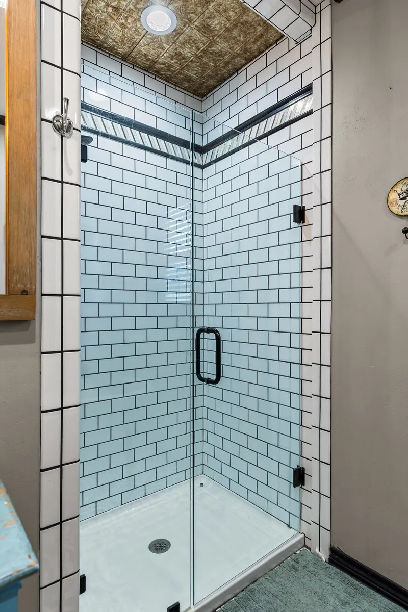 Single Family Residence For Sale in Mc Lennan County , 1815 S 12TH Street, Waco, Texas 76706, 5 Bedroom, 2 Bathroom, Garage spaces, 1,768 Sqft, built in 1922, Price $450,000, mls#21147515, Real Estate Agent in Waco, Homes For Sale in Mc Lennan county, Homes For Sale in Waco, Realtor in Waco Texas, Real Estate Brokerage Independent Realty Texas, Luminita Cordes Realtor