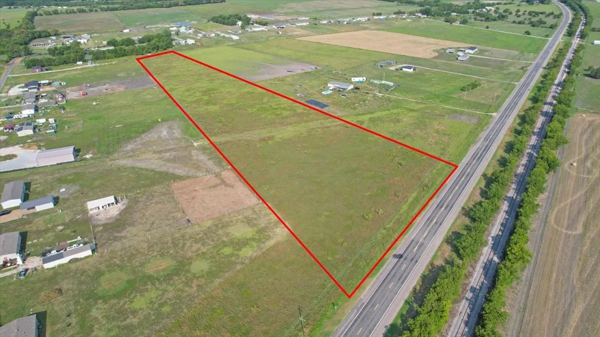 Unimproved Land For Sale in Hunt County , TBD US-69, Leonard, Texas 75452, 0, 0, Garage spaces, 0 Sqft, built in 0, mls#21146889, Real Estate Agent in Leonard, Homes For Sale in Hunt county, Homes For Sale in Leonard, Realtor in Leonard Texas, Real Estate Brokerage Independent Realty Texas, Luminita Cordes Realtor