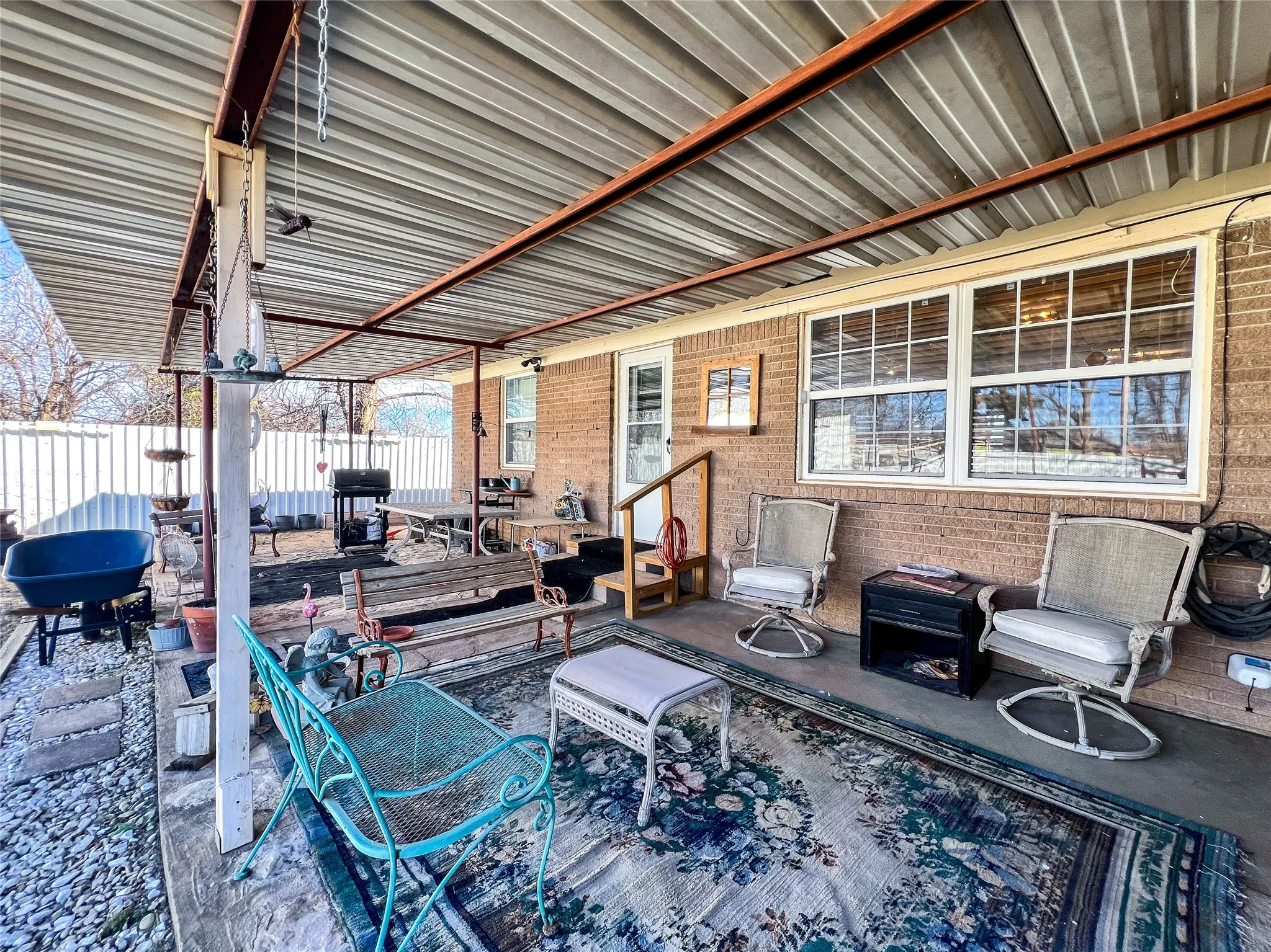 Single Family Residence For Sale in Knox County , 304 SE 2nd Street, Knox City, Texas 79529, 3 Bedroom, 2 Bathroom, Garage spaces, 1,679 Sqft, built in 1970, Preowned, mls#21146422, Real Estate Agent in Knox City, Homes For Sale in Knox county, Homes For Sale in Knox City, Realtor in Knox City Texas, Real Estate Brokerage Independent Realty Texas, Luminita Cordes Realtor
