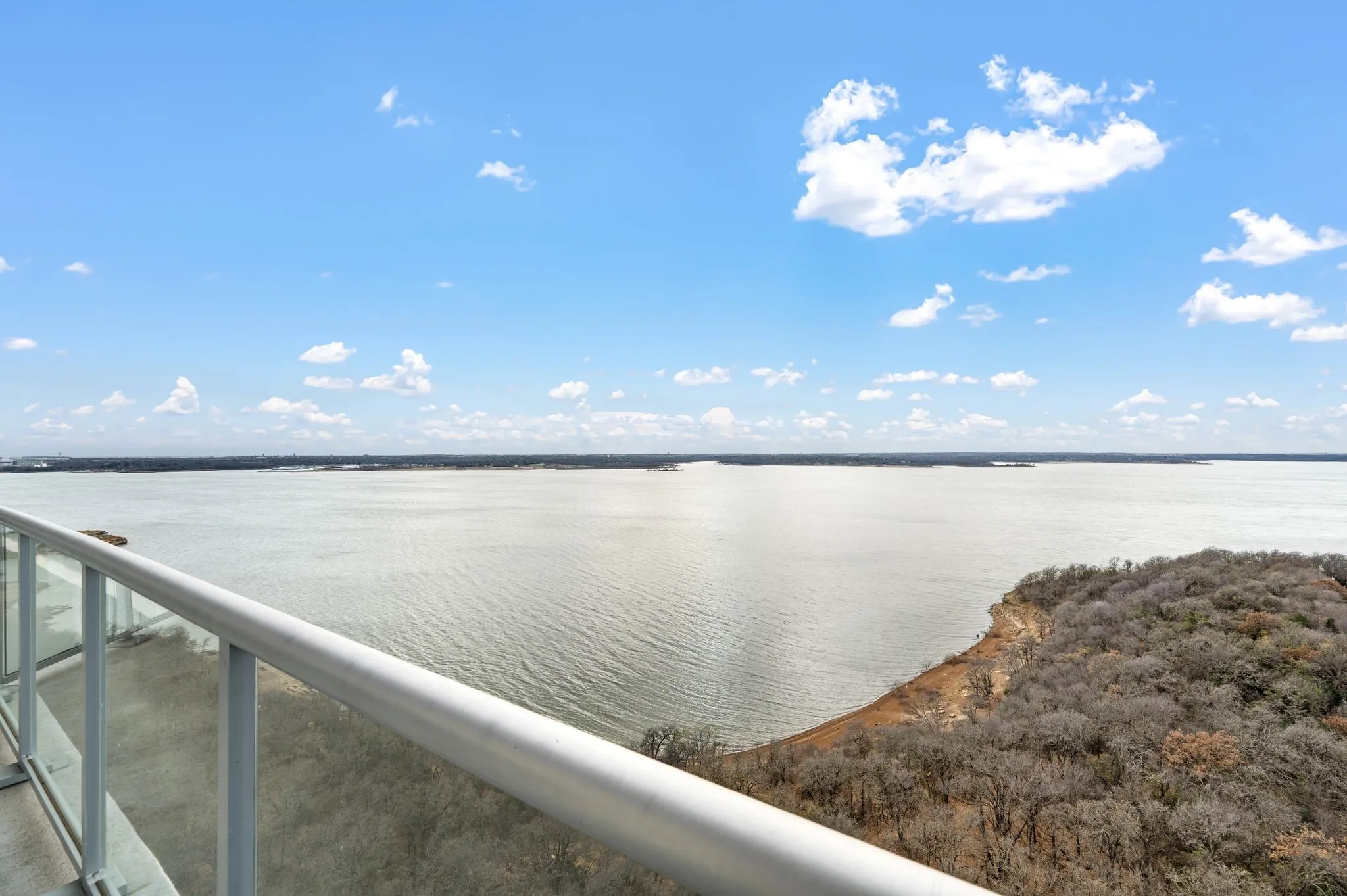 Apartment For Rent in Tarrant County , 2800 Lakeside Parkway 1603, Flower Mound, Texas 75022, 2 Bedroom, 3 Bathroom, 2 Garage spaces, 3,900 Sqft, built in 2018, New Construction - Complete, mls#21144914, Real Estate Agent in Flower Mound, Homes For Rent in Tarrant county, Homes For Rent in Flower Mound, Realtor in Flower Mound Texas, Real Estate Brokerage Independent Realty Texas, Luminita Cordes Realtor