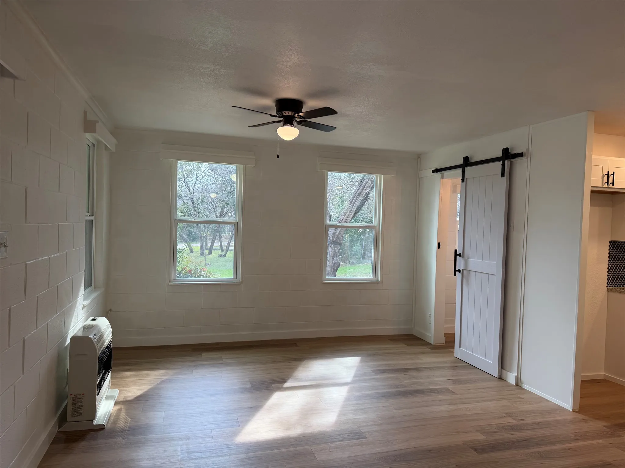 Single Family Residence For Sale in Bosque County , 145 County Road 1708, Clifton, Texas 76634, 2 Bedroom, 1 Bathroom, Garage spaces, 757 Sqft, built in 1975, Preowned, Price $179,500, mls#21147601, Real Estate Agent in Clifton, Homes For Sale in Bosque county, Homes For Sale in Clifton, Realtor in Clifton Texas, Real Estate Brokerage Independent Realty Texas, Luminita Cordes Realtor